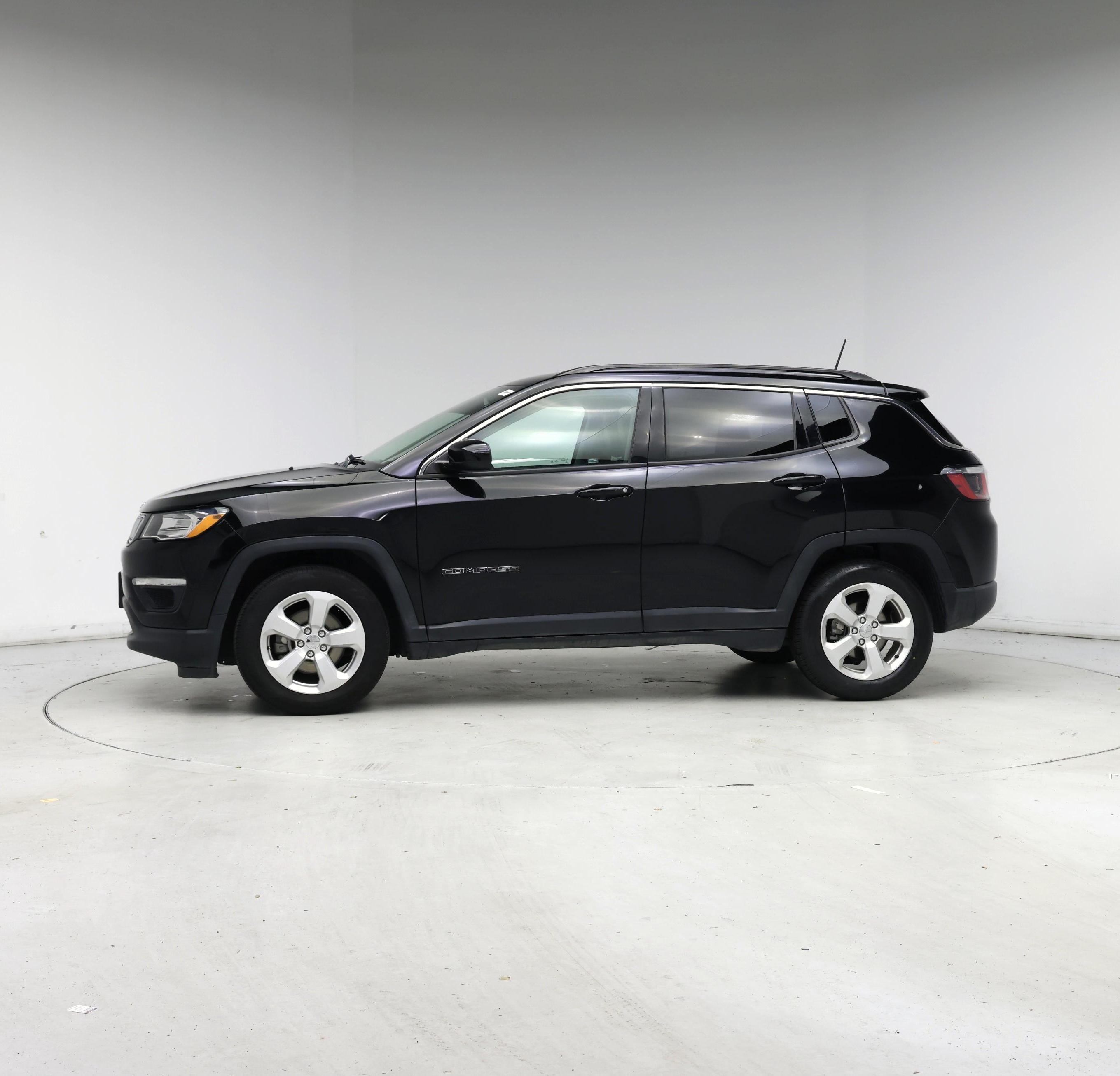 Thumbnail: 2020 Jeep Compass - 3