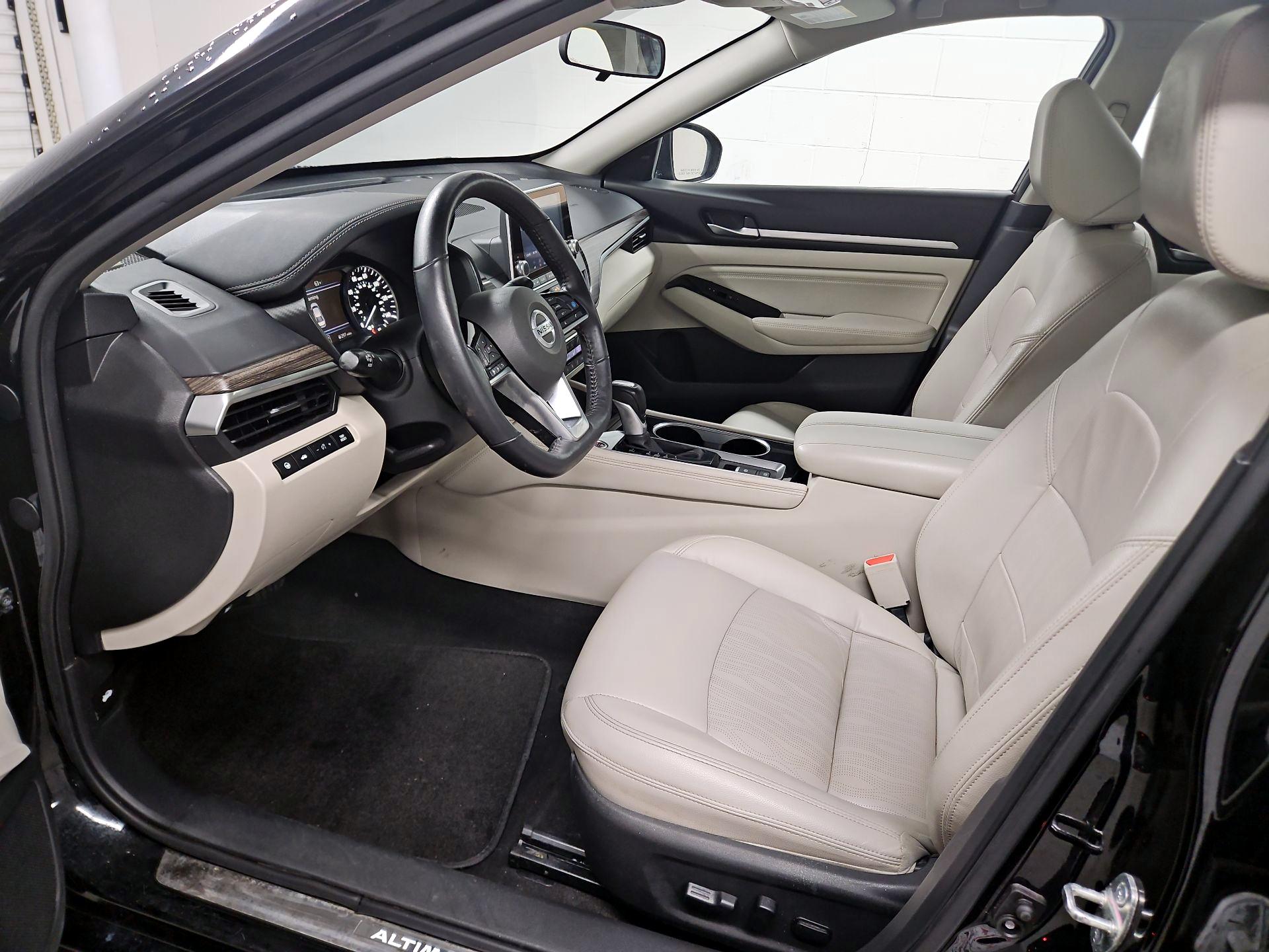 Thumbnail: 2021 Nissan Altima - 11