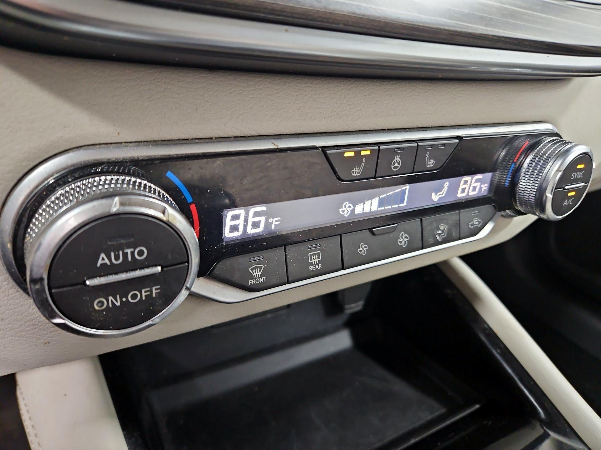 Thumbnail: 2021 Nissan Altima - 17