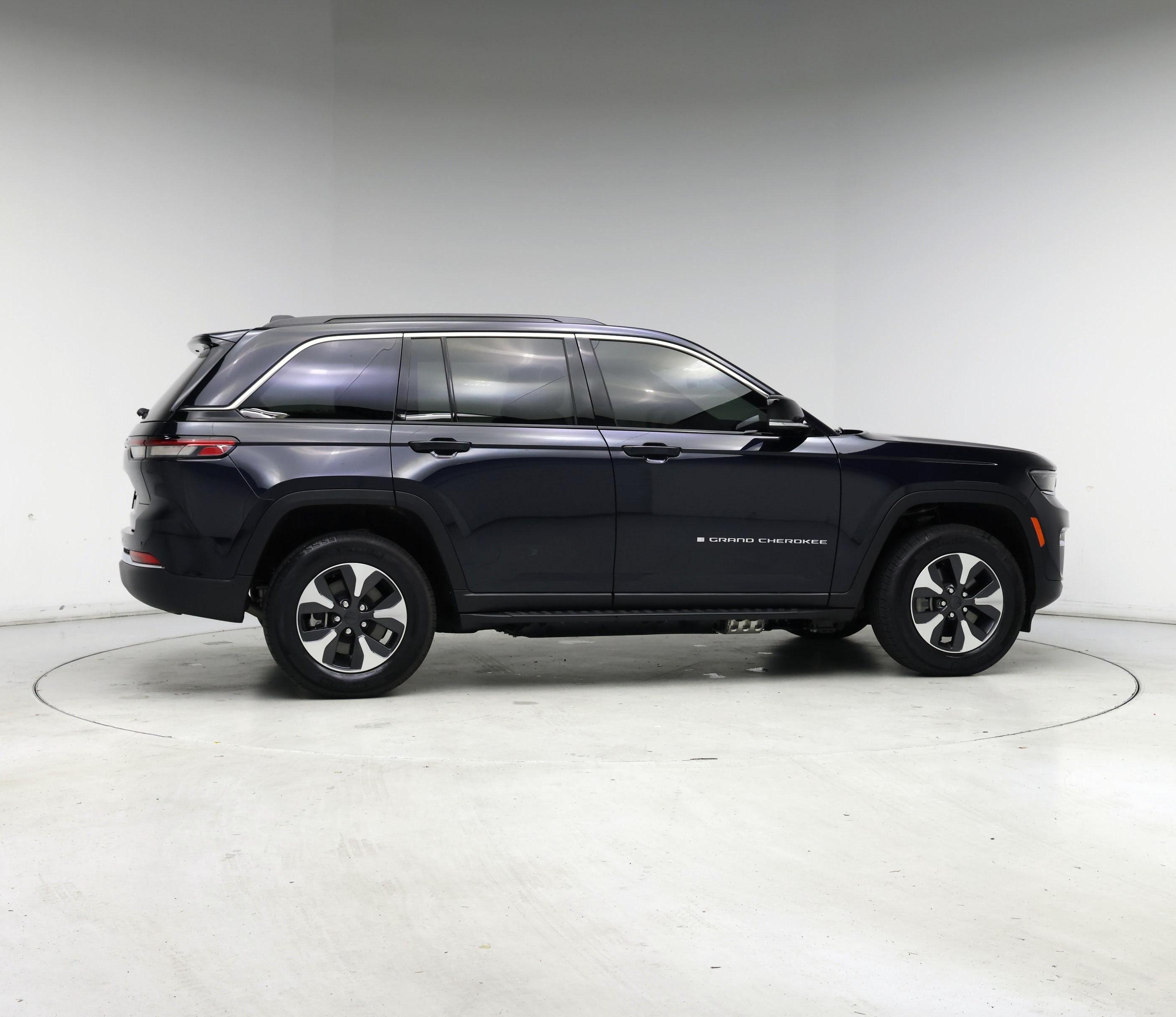 Thumbnail: 2024 Jeep Grand Cherokee - 7