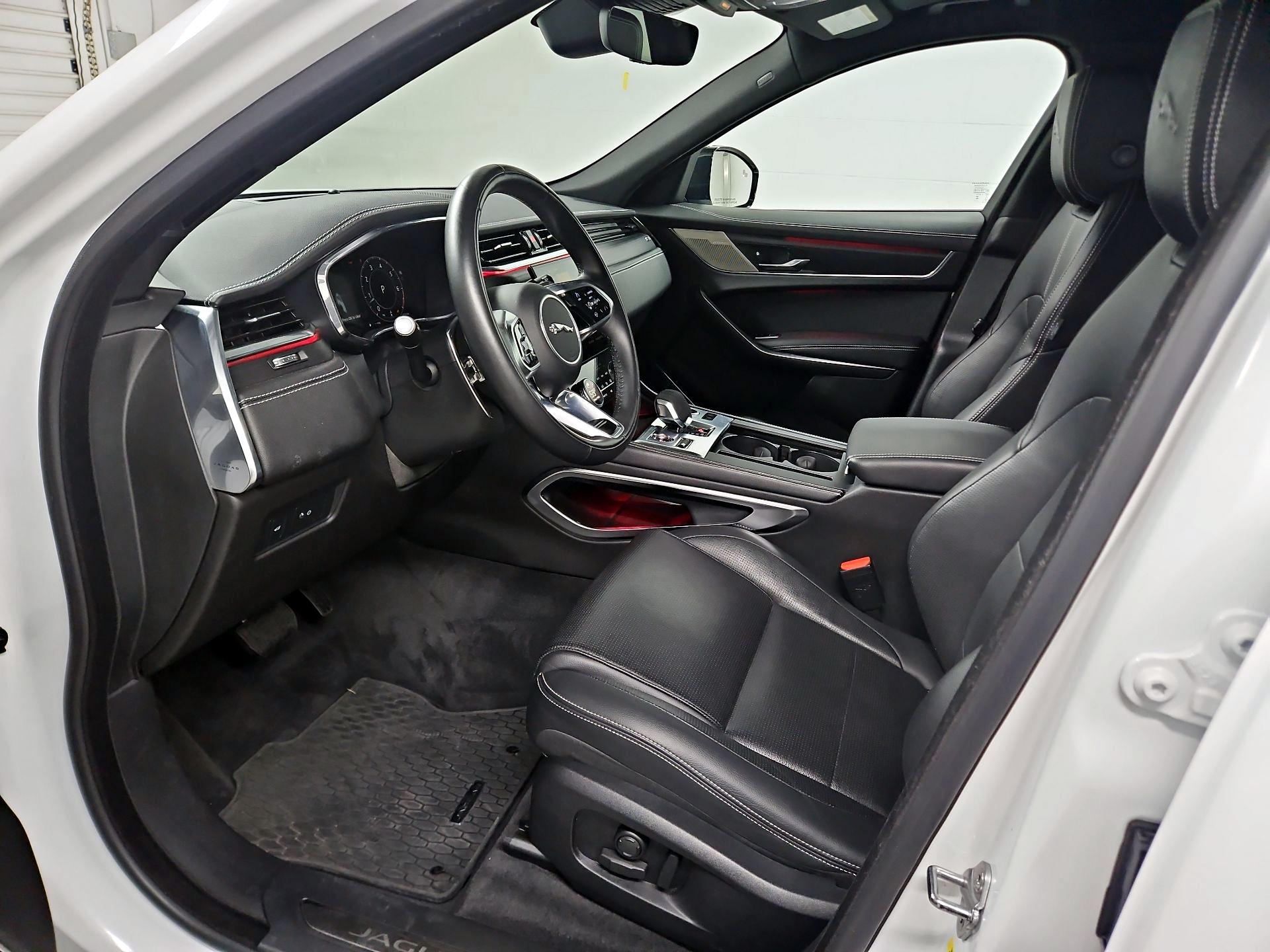 Thumbnail: 2025 Jaguar F-Pace - 11