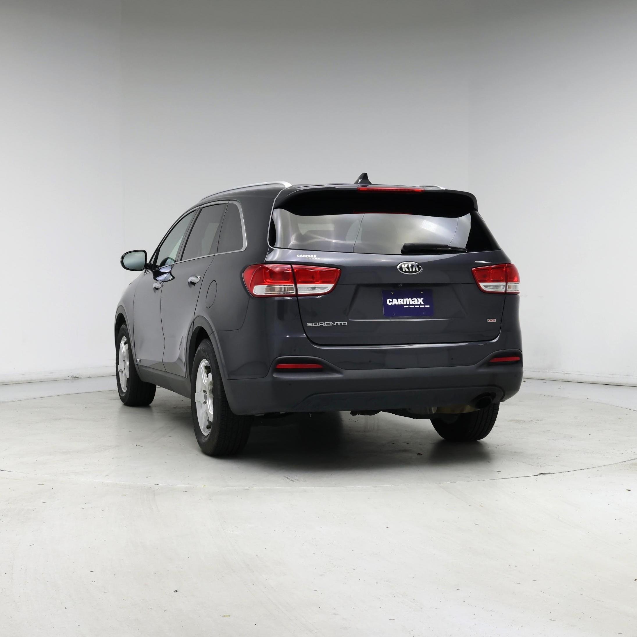 Thumbnail: 2017 Kia Sorento - 6