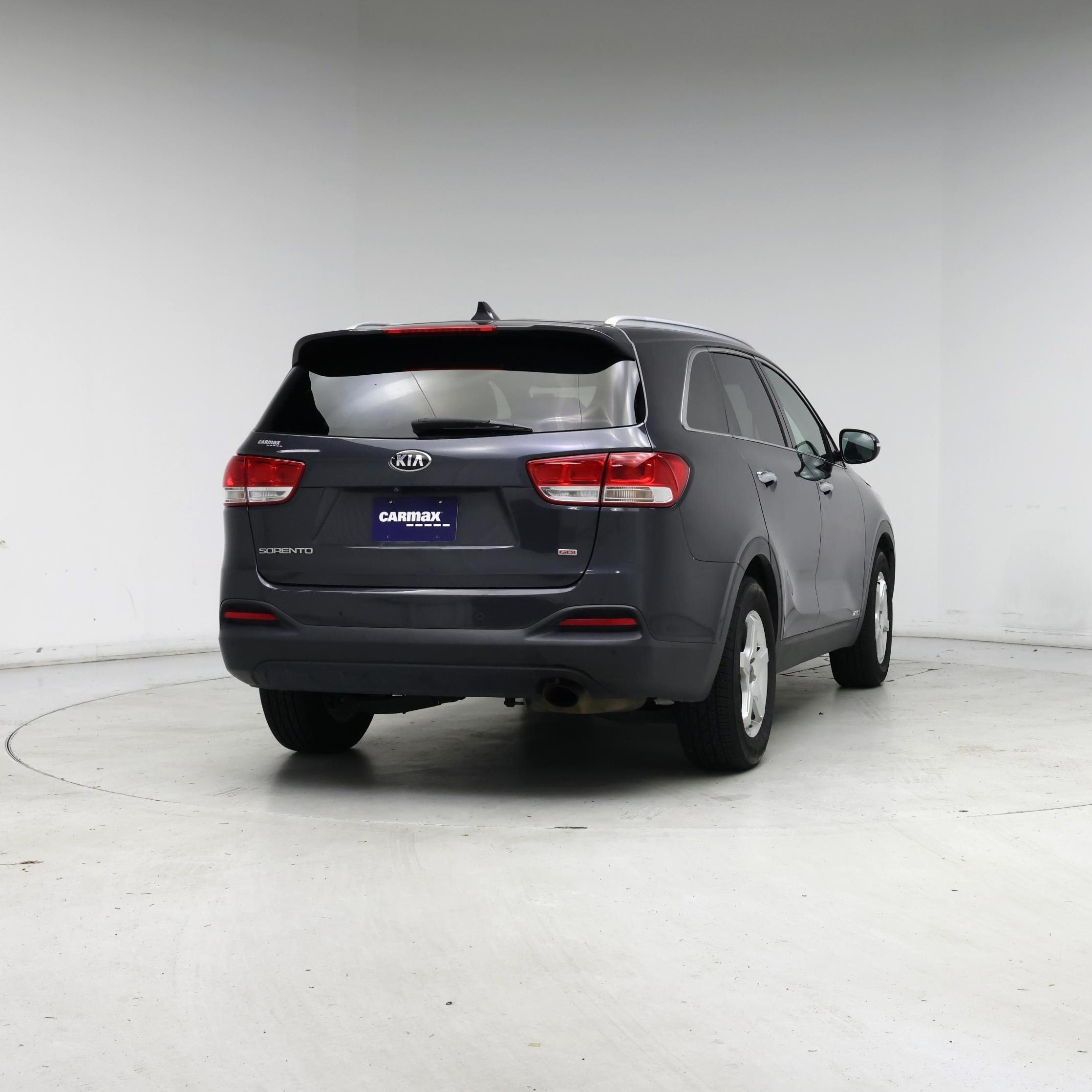 Thumbnail: 2017 Kia Sorento - 8