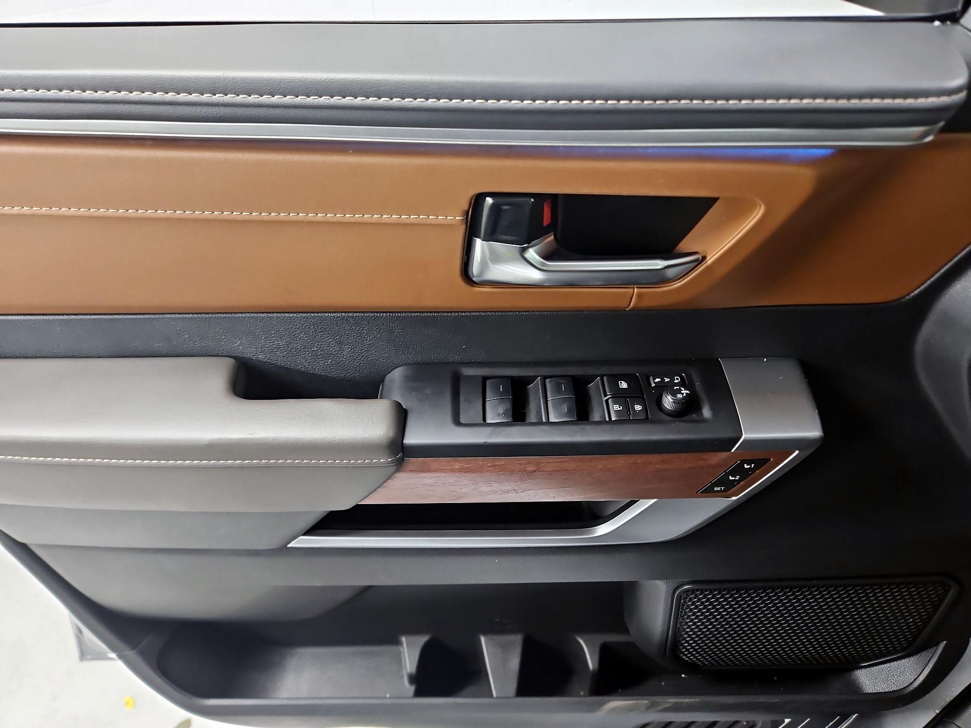 Thumbnail: 2024 Toyota Tundra - 12