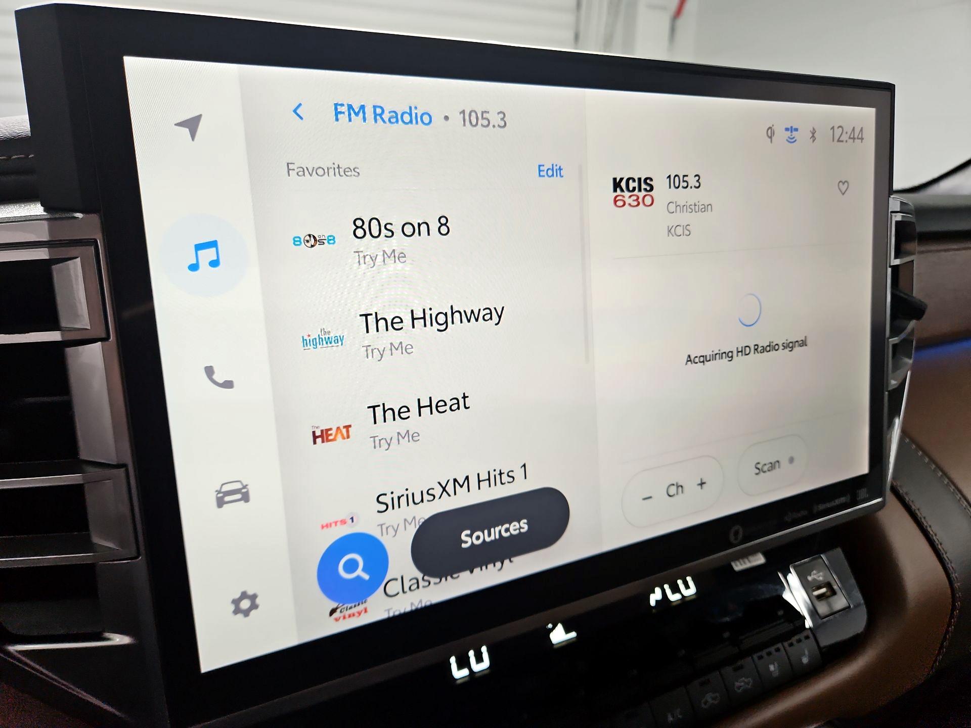 Thumbnail: 2024 Toyota Tundra - 16