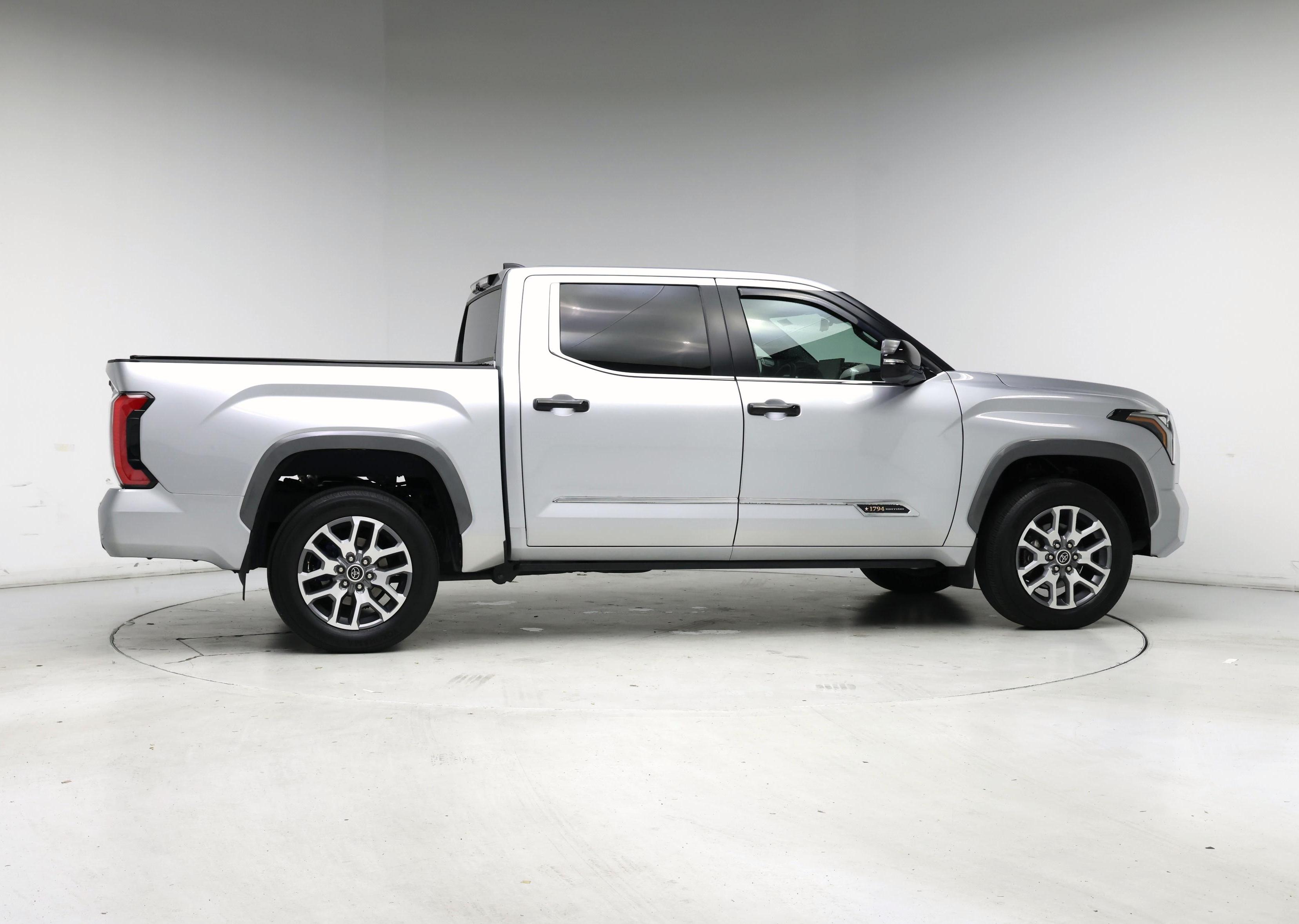 Thumbnail: 2024 Toyota Tundra - 7