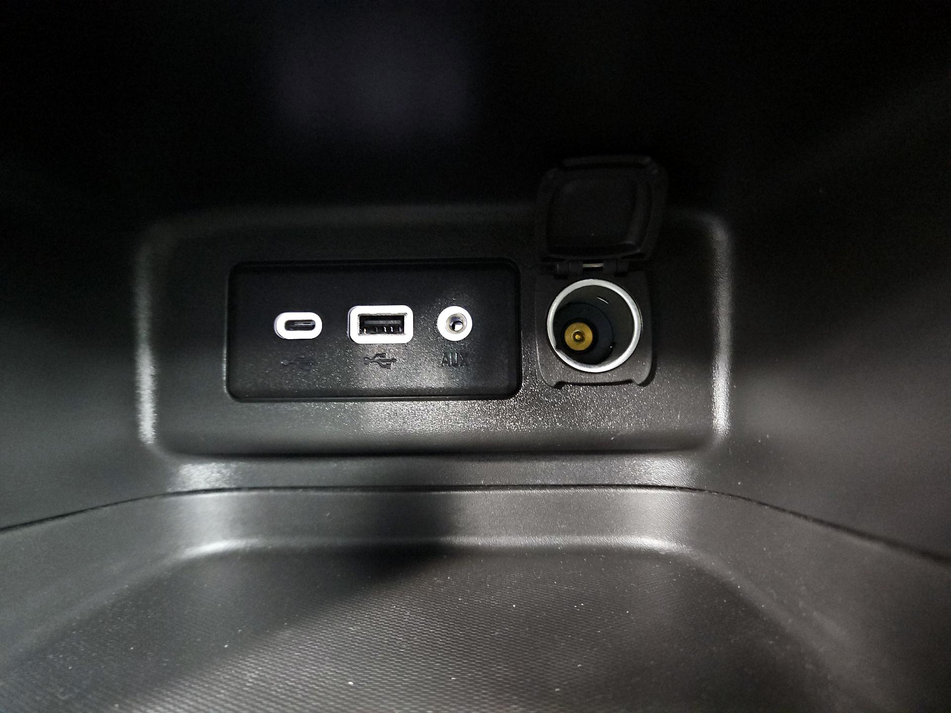 Thumbnail: 2023 Chevrolet Equinox - 18