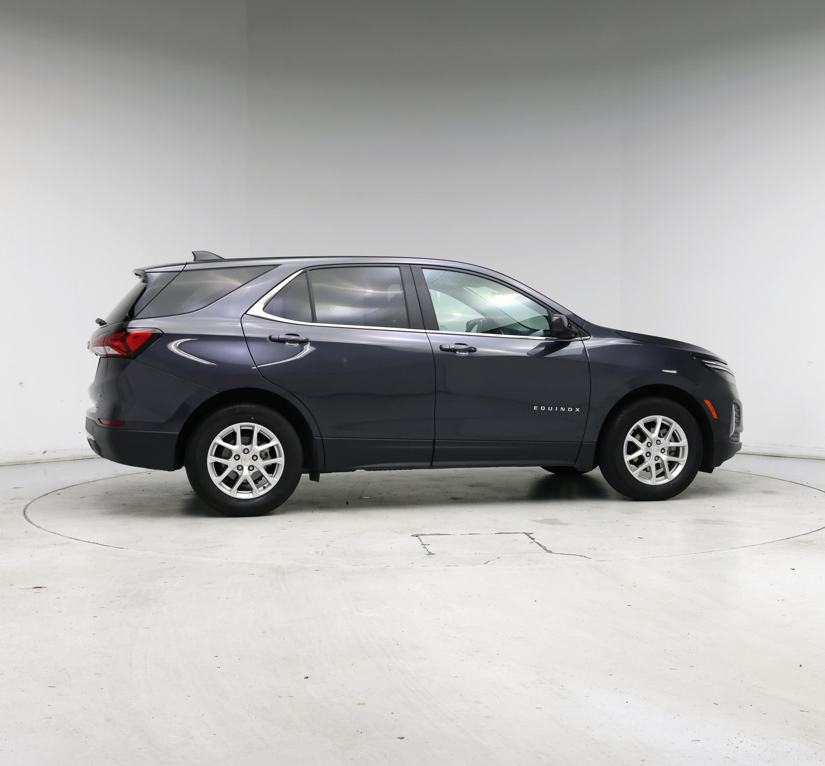 Thumbnail: 2023 Chevrolet Equinox - 7