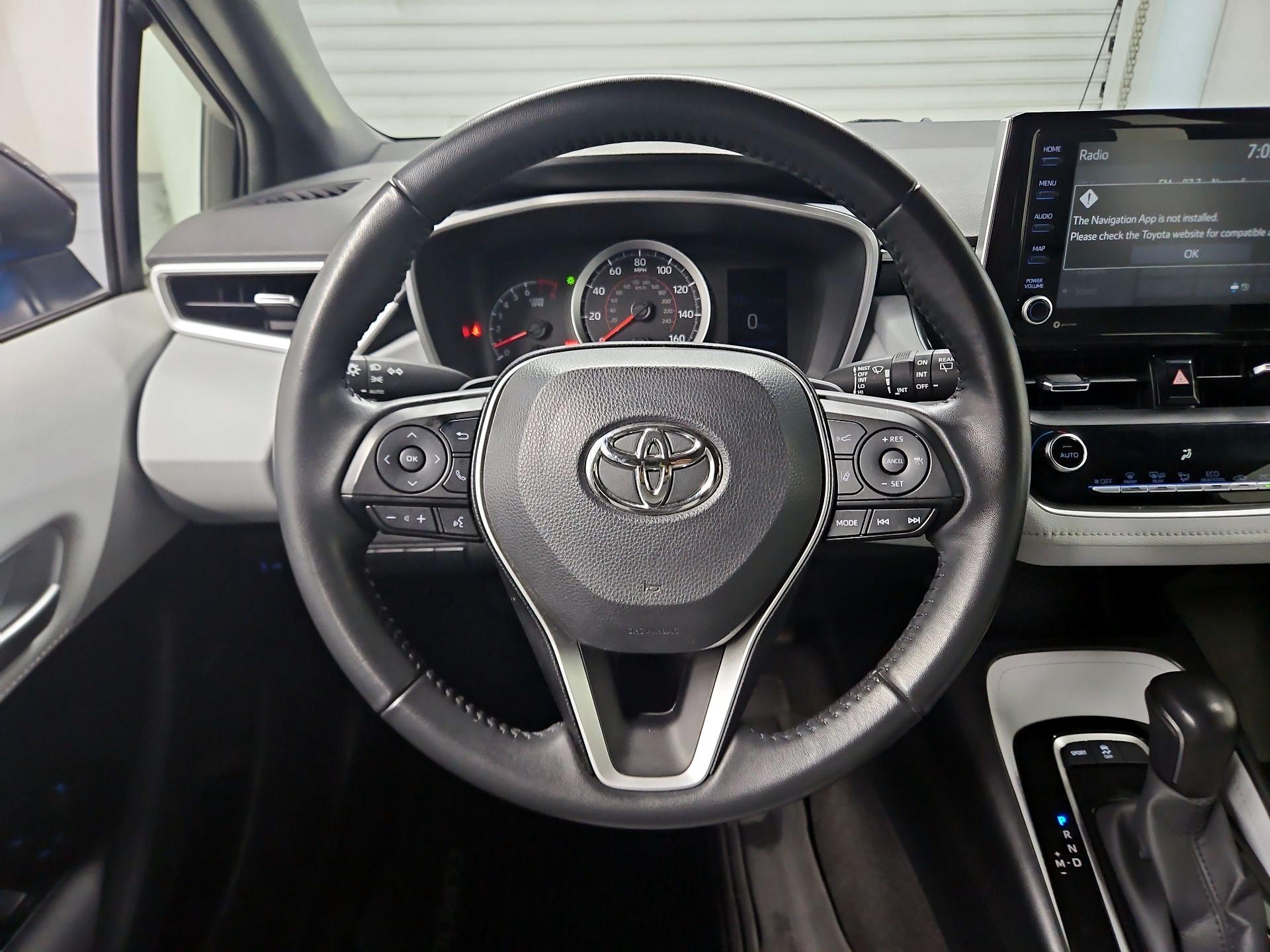 Thumbnail: 2022 Toyota Corolla - 10