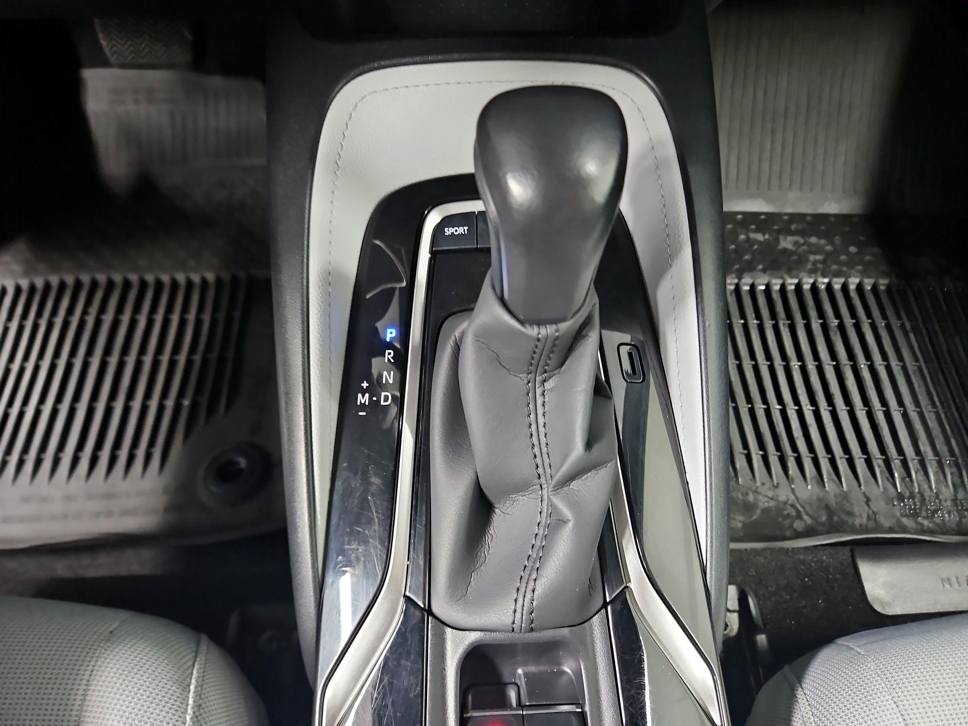 Thumbnail: 2022 Toyota Corolla - 17