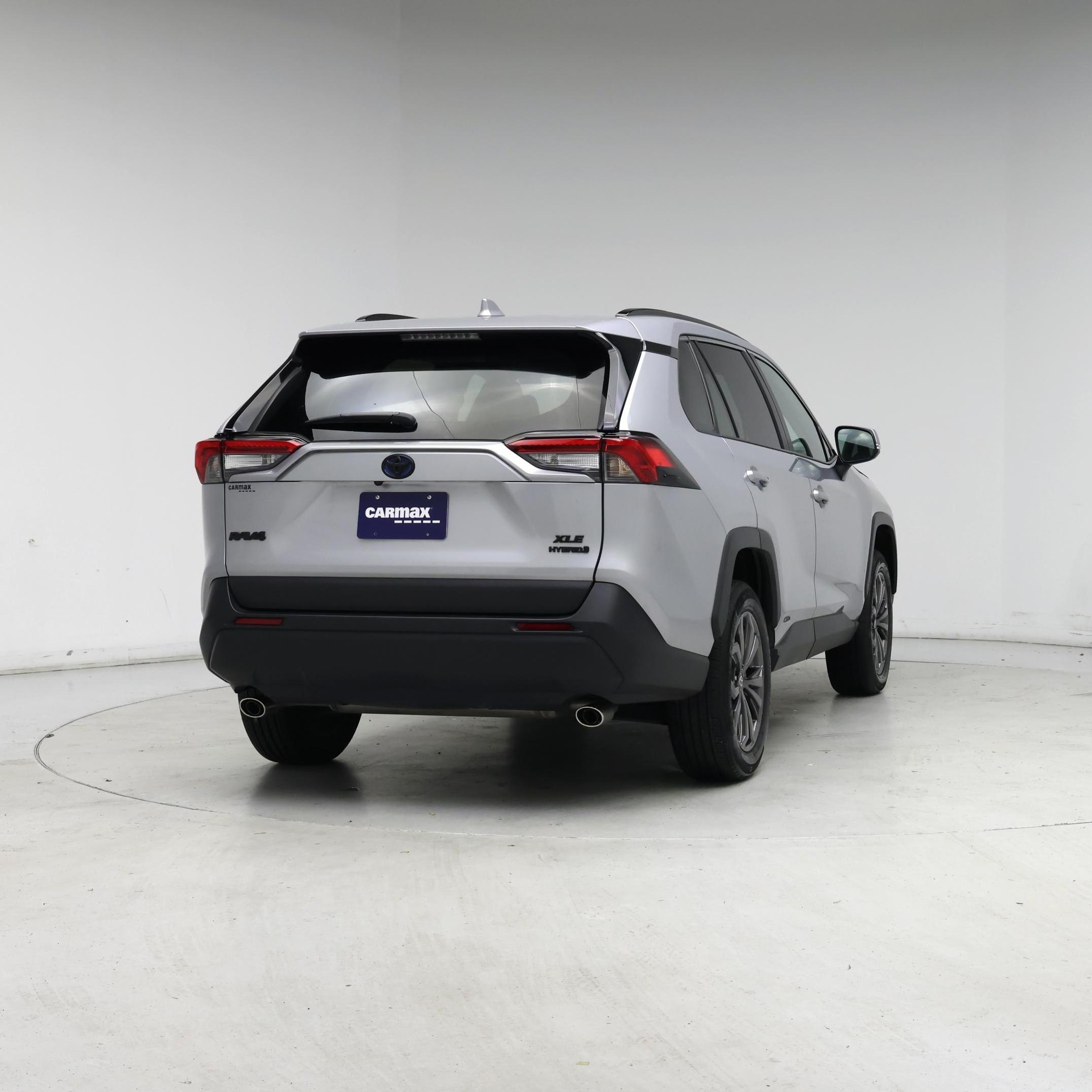 Thumbnail: 2024 Toyota RAV4 - 8