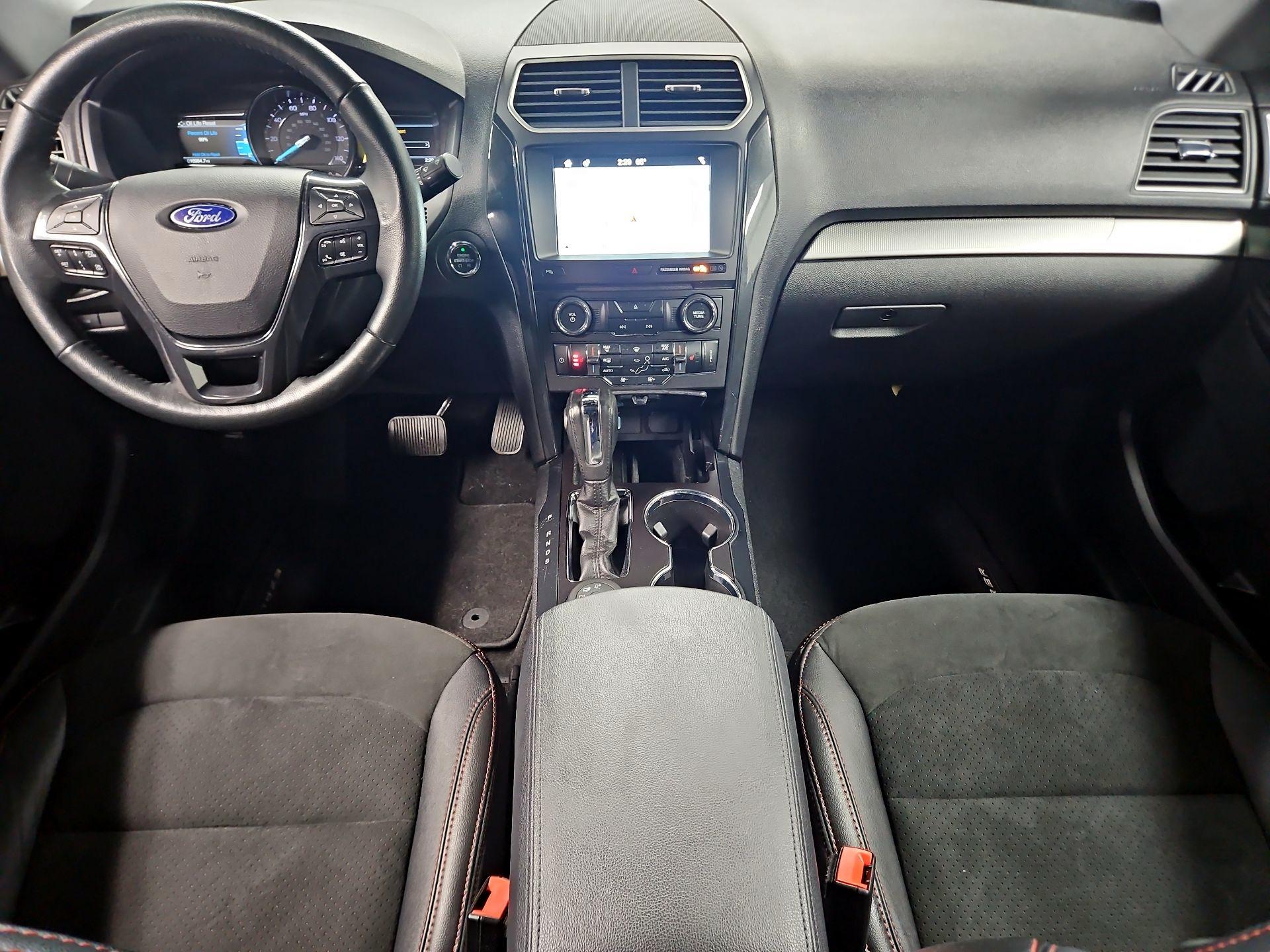 Thumbnail: 2018 Ford Explorer - 9