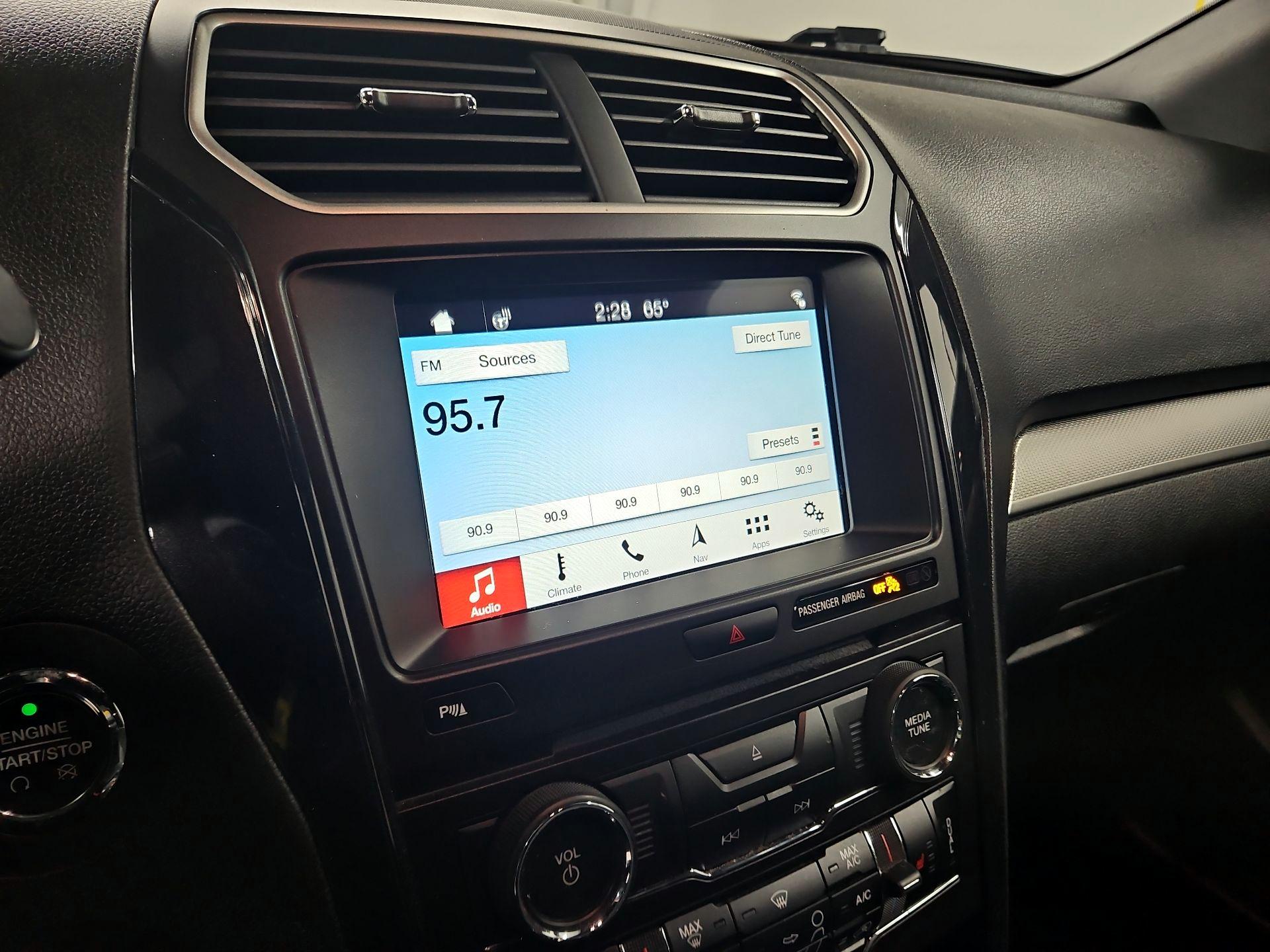 Thumbnail: 2018 Ford Explorer - 16