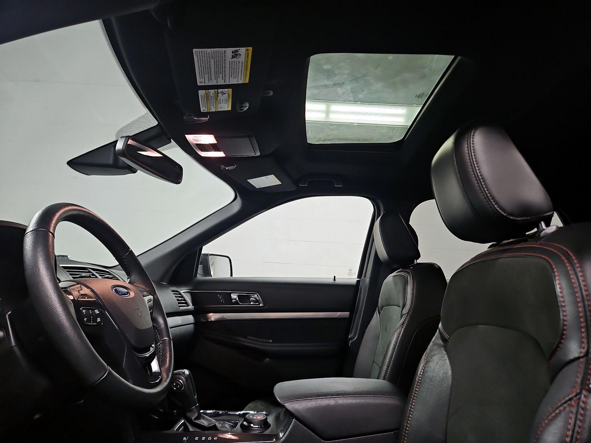 Thumbnail: 2018 Ford Explorer - 20