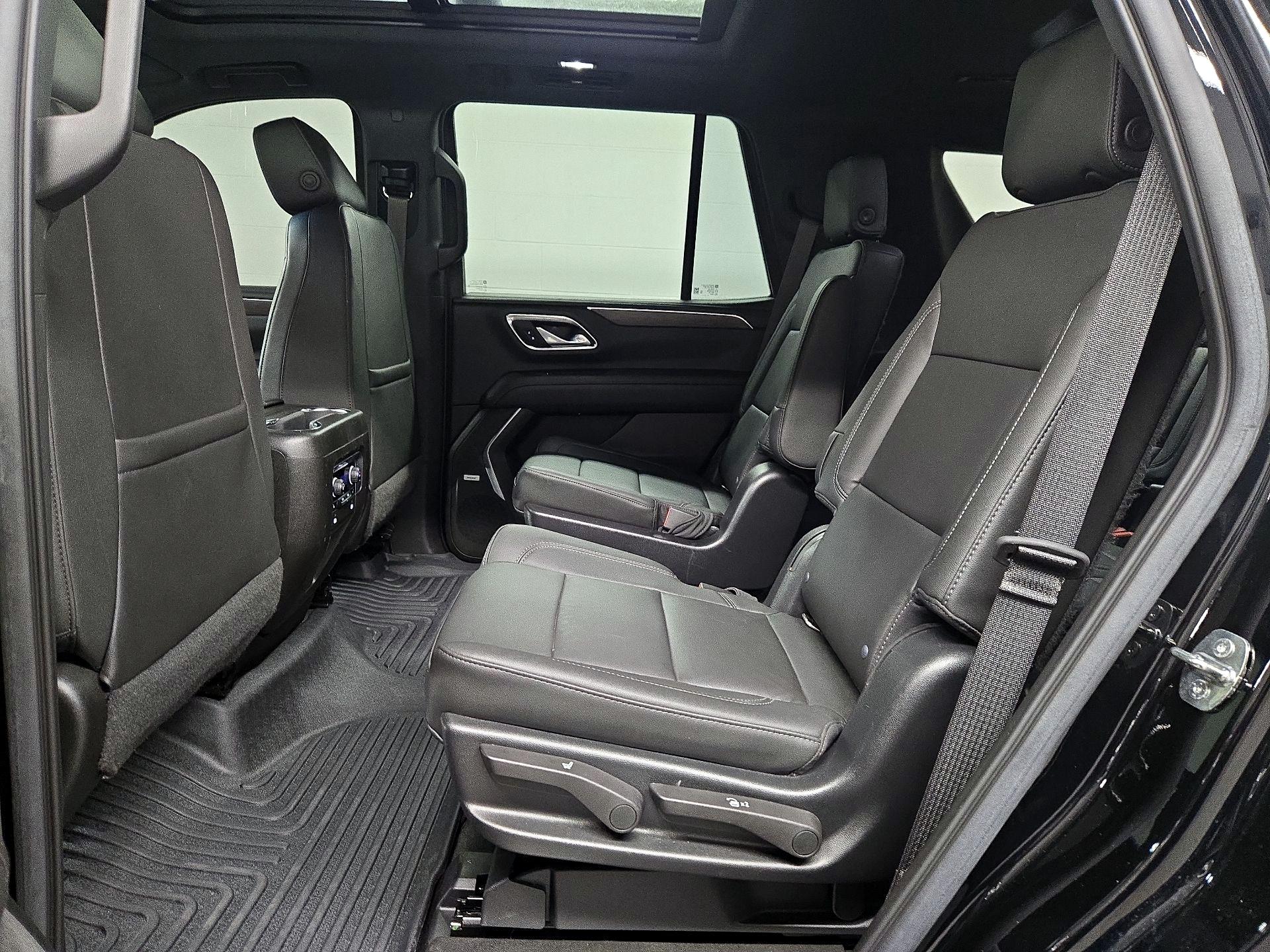 Thumbnail: 2022 Chevrolet Tahoe - 20