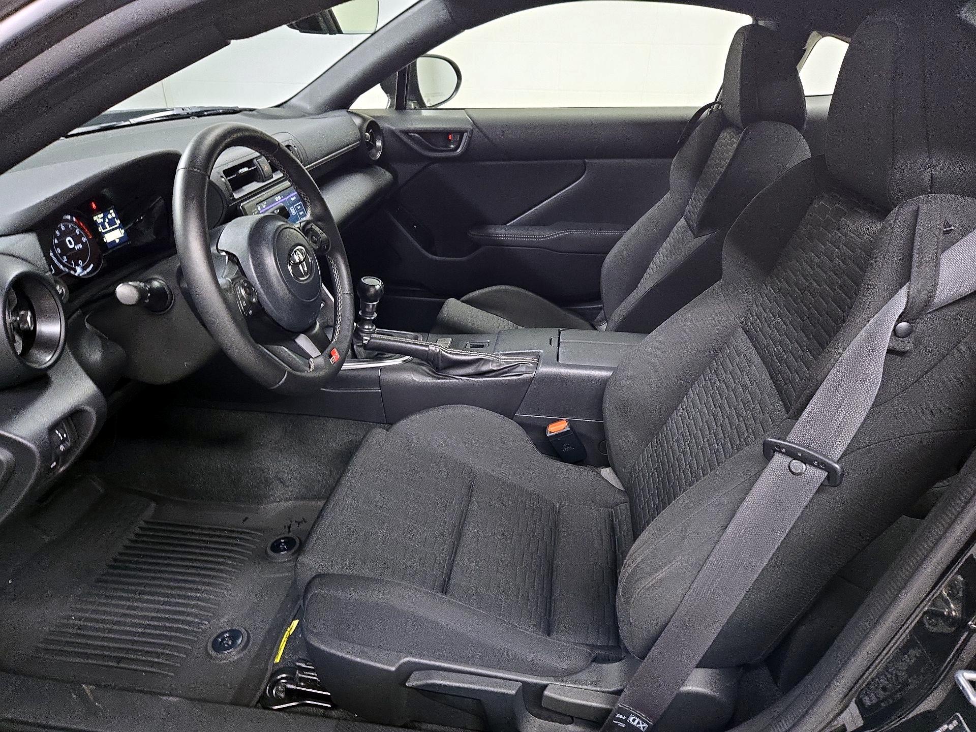 Thumbnail: 2023 Toyota GR86 - 11