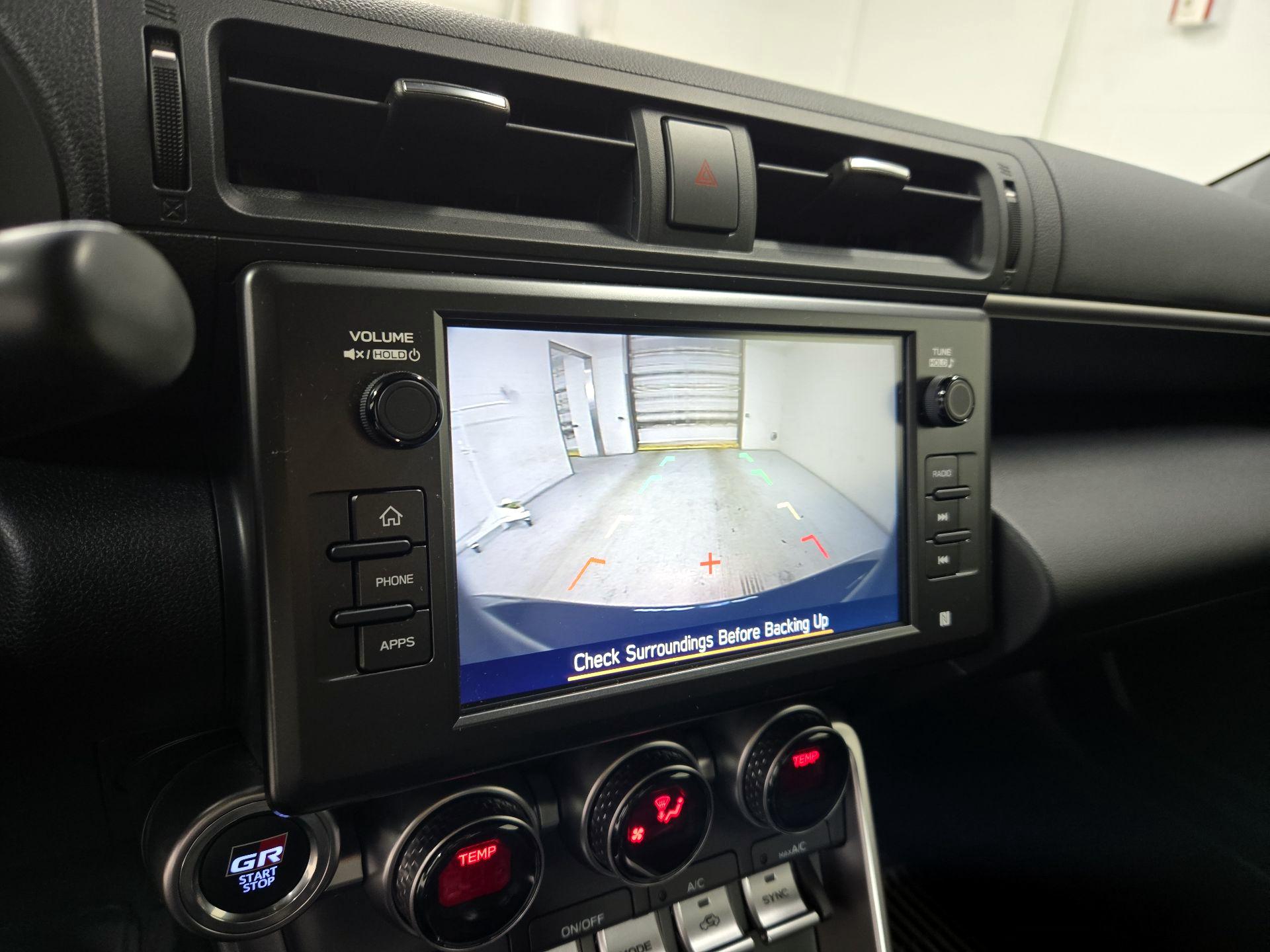 Thumbnail: 2023 Toyota GR86 - 14