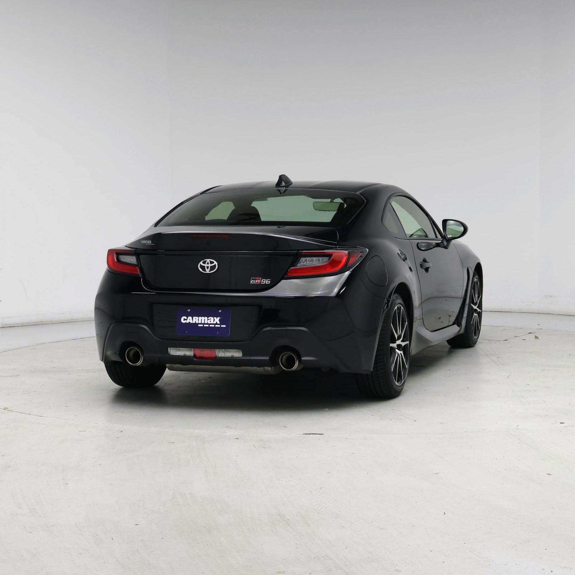 Thumbnail: 2023 Toyota GR86 - 8