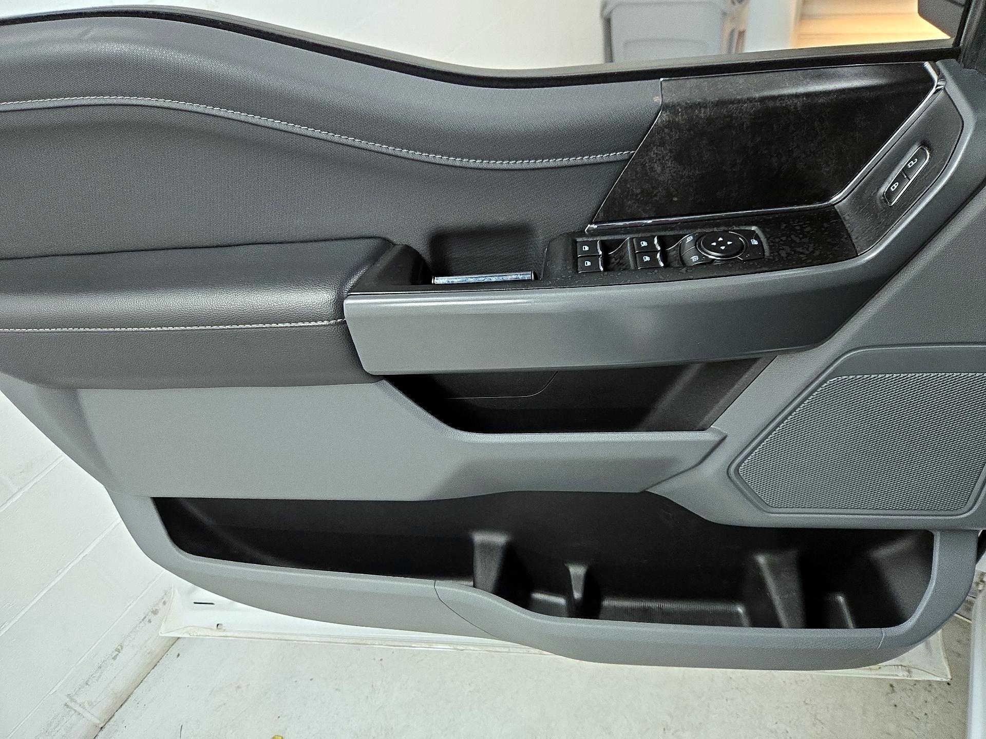 Thumbnail: 2022 Ford F-150 - 12