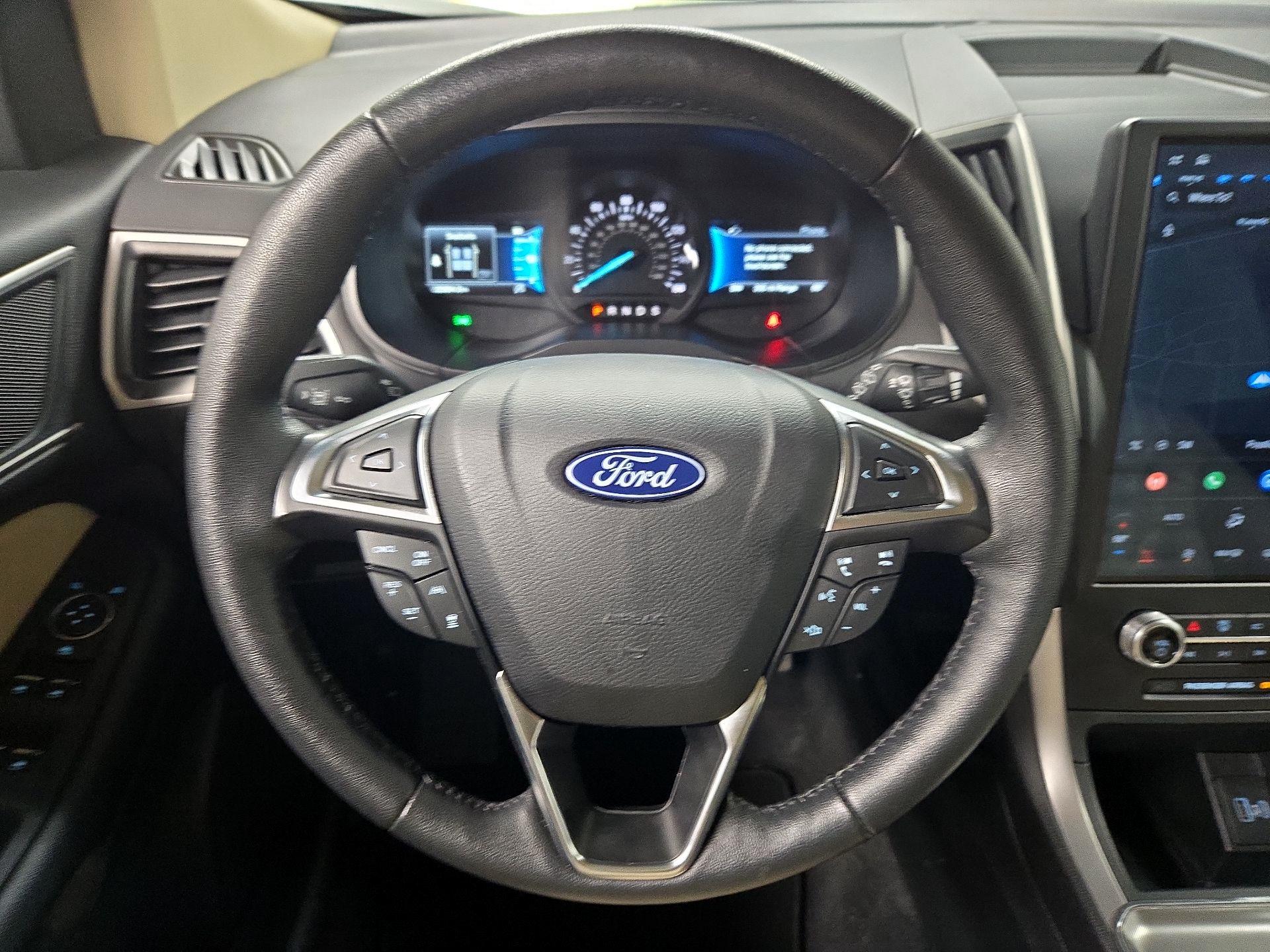 Thumbnail: 2022 Ford Edge - 10