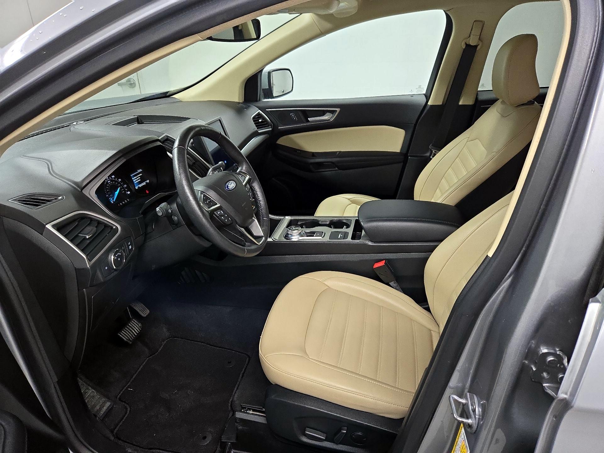 Thumbnail: 2022 Ford Edge - 11