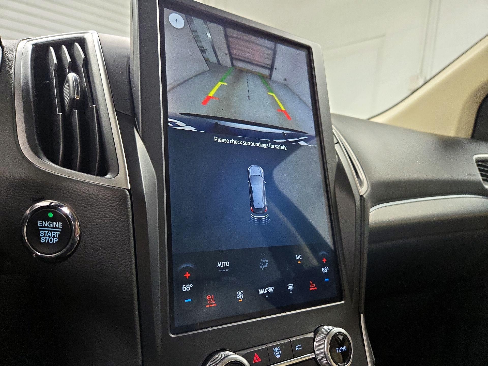 Thumbnail: 2022 Ford Edge - 15