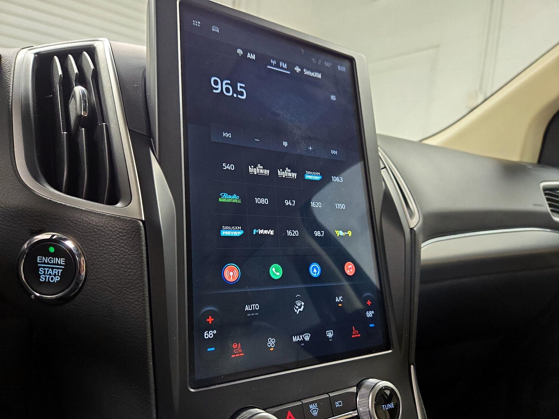 Thumbnail: 2022 Ford Edge - 16