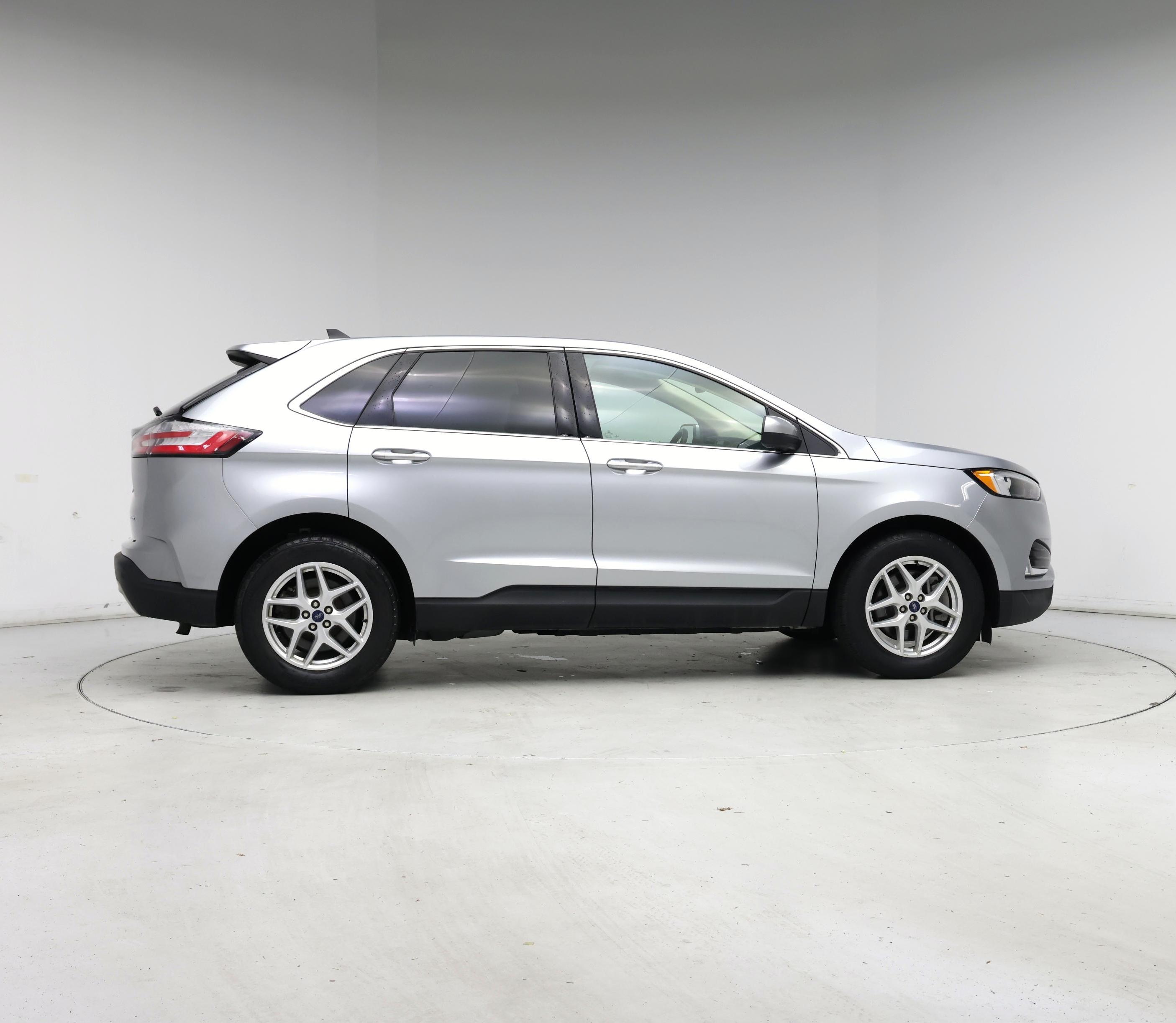 Thumbnail: 2022 Ford Edge - 7