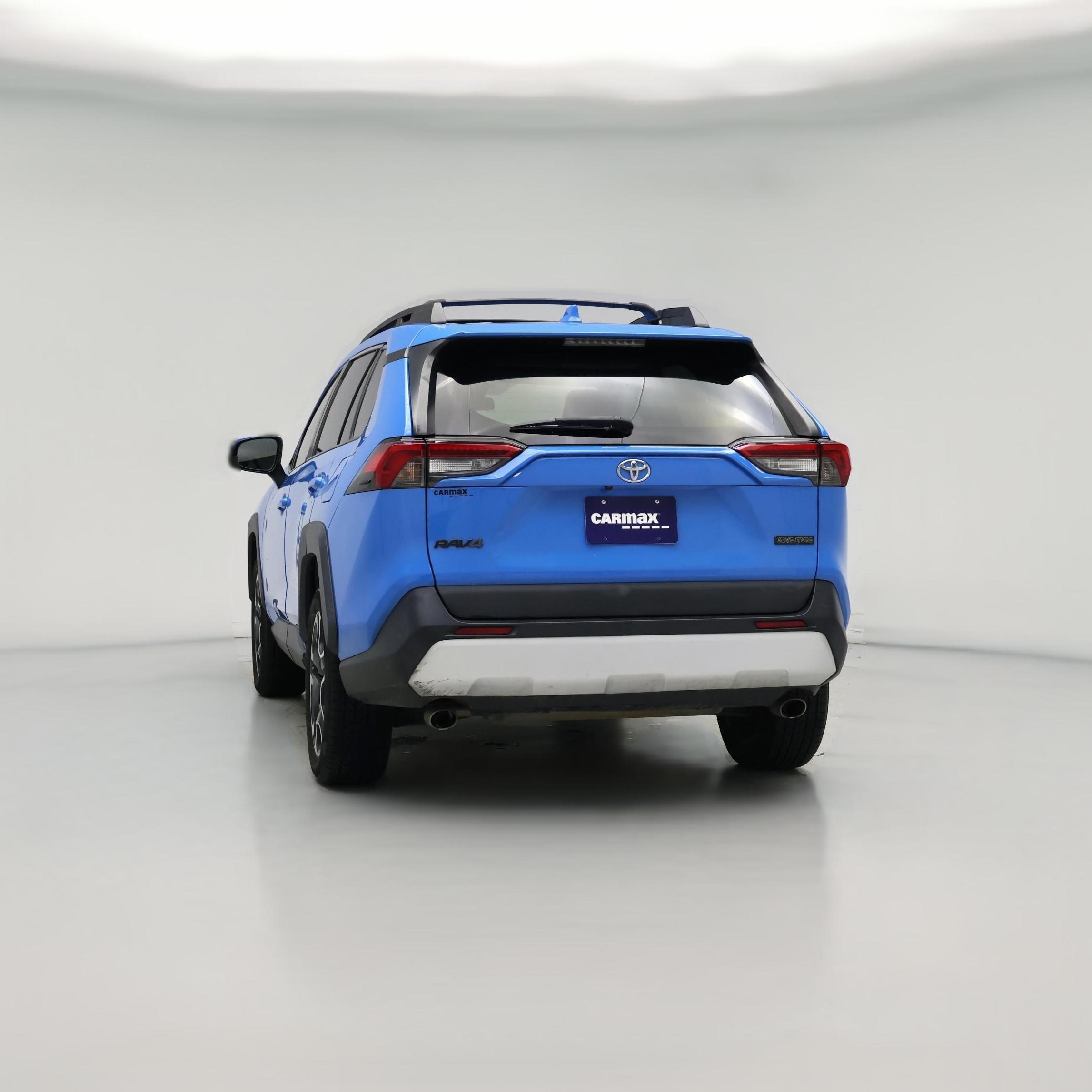 Thumbnail: 2019 Toyota RAV4 - 1