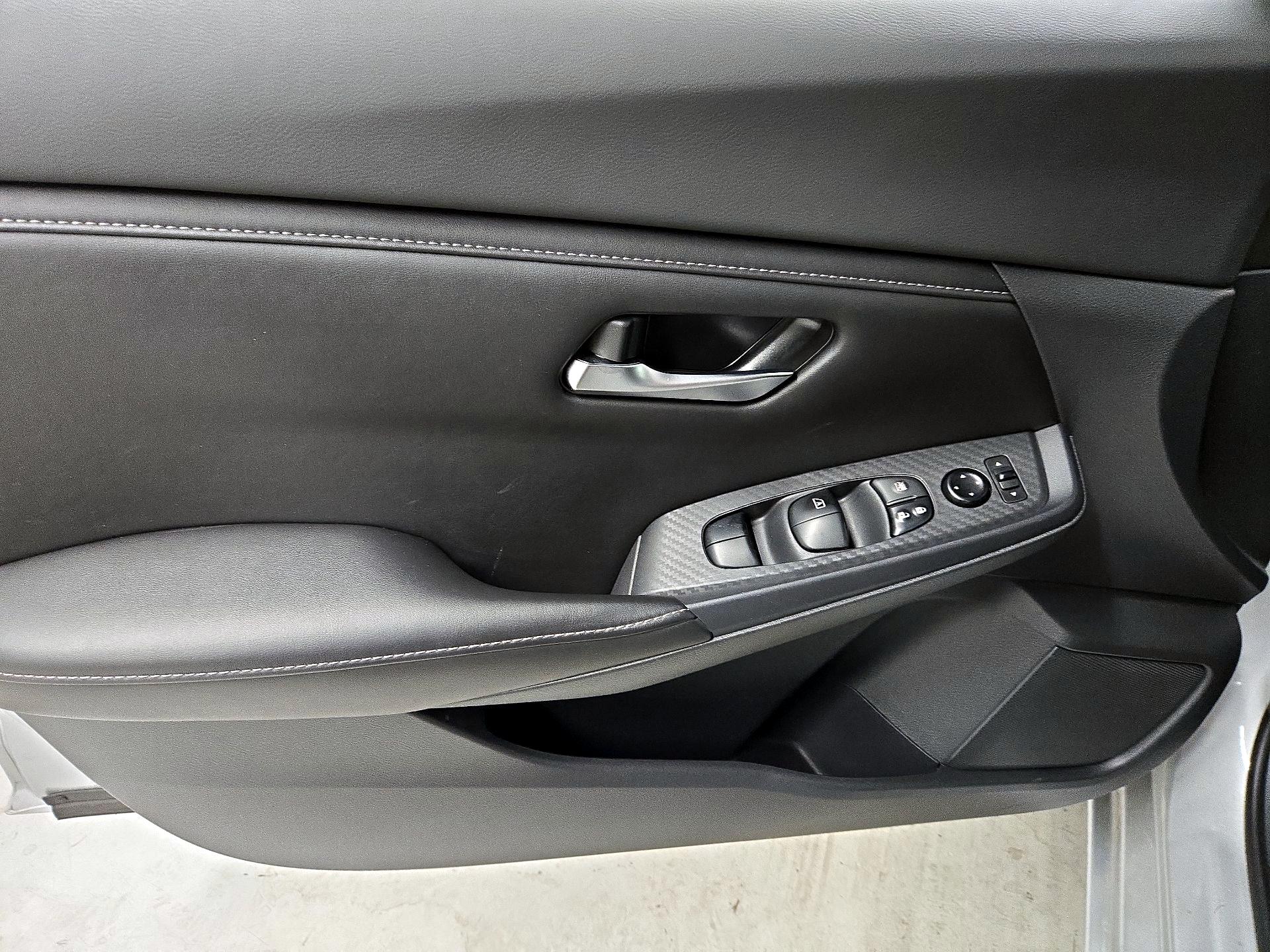 Thumbnail: 2022 Nissan Sentra - 12