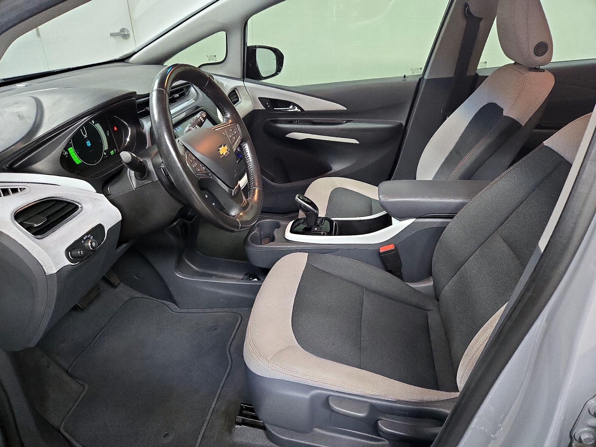 Thumbnail: 2021 Chevrolet Bolt EV - 11