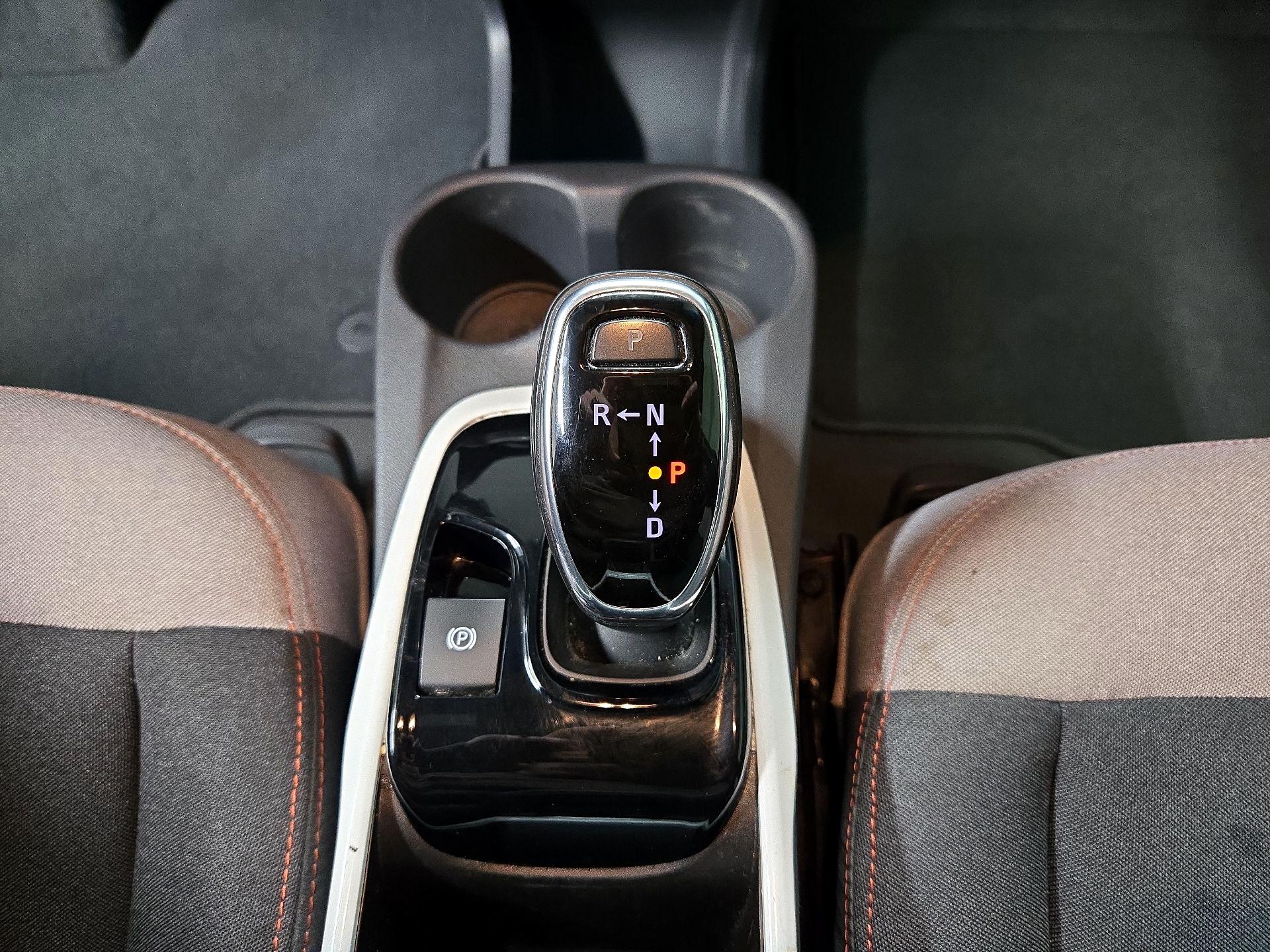 Thumbnail: 2021 Chevrolet Bolt EV - 17