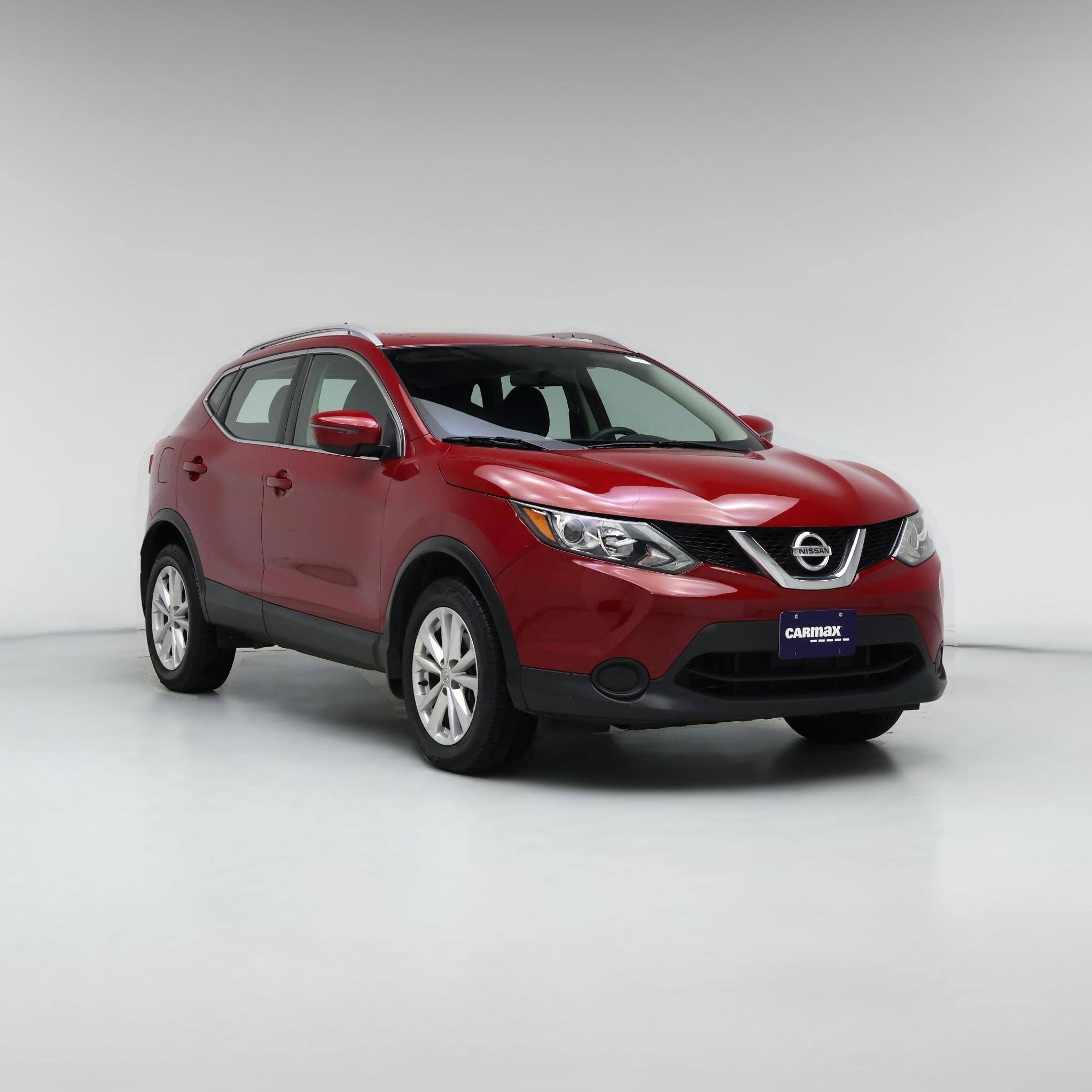 Thumbnail: 2017 Nissan Rogue Sport - 1