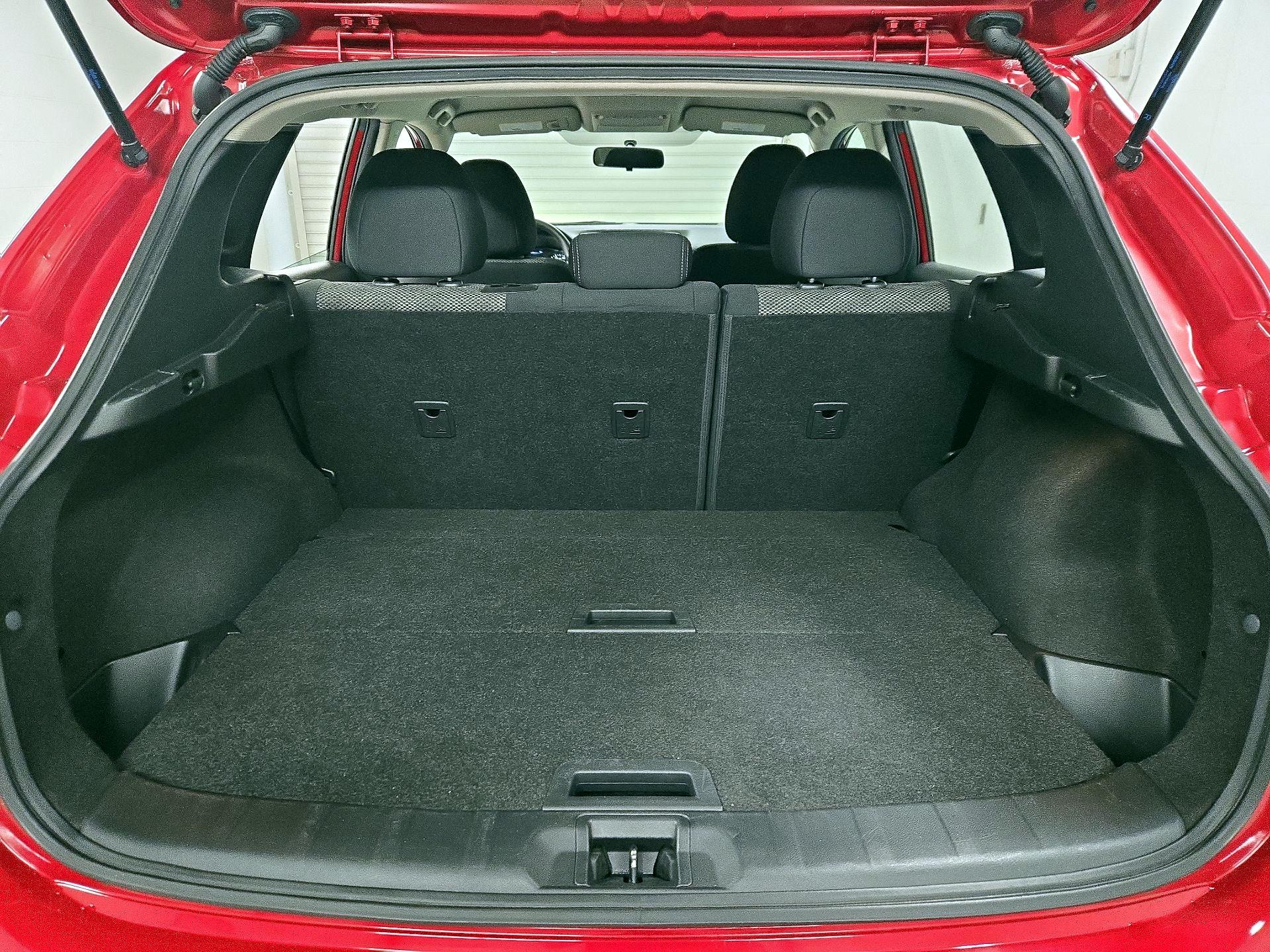 Thumbnail: 2017 Nissan Rogue Sport - 20