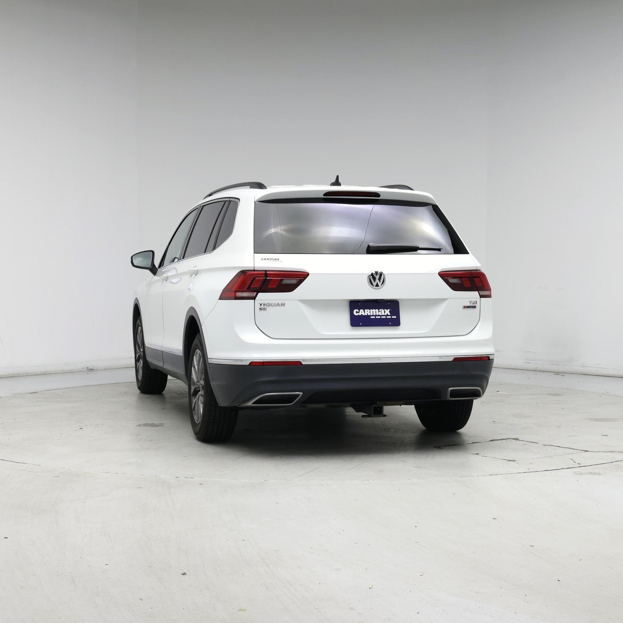 Thumbnail: 2018 Volkswagen Tiguan - 6