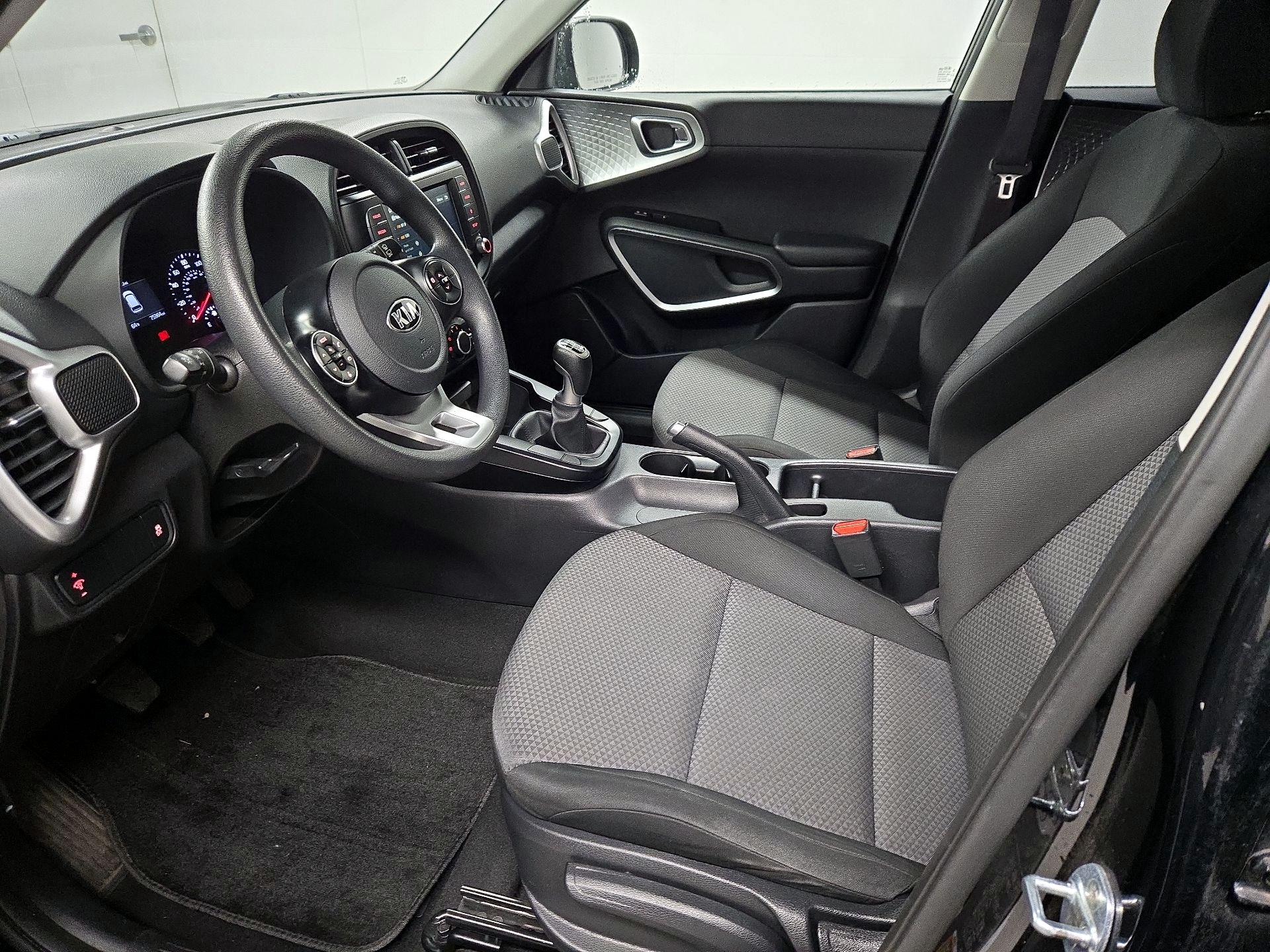 Thumbnail: 2020 Kia Soul - 11