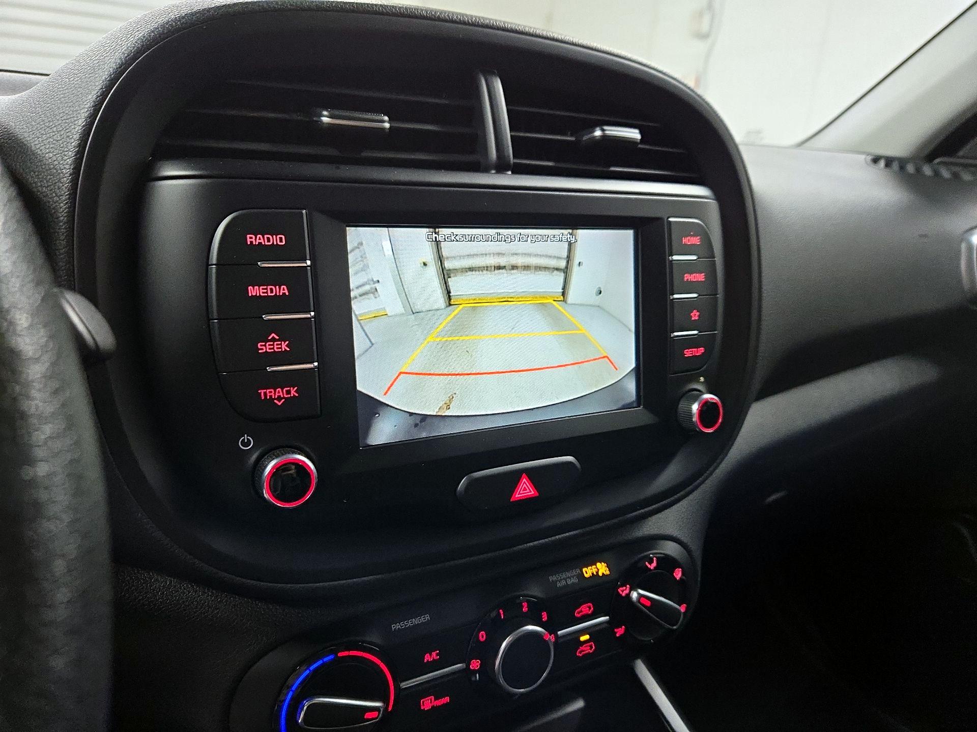 Thumbnail: 2020 Kia Soul - 14