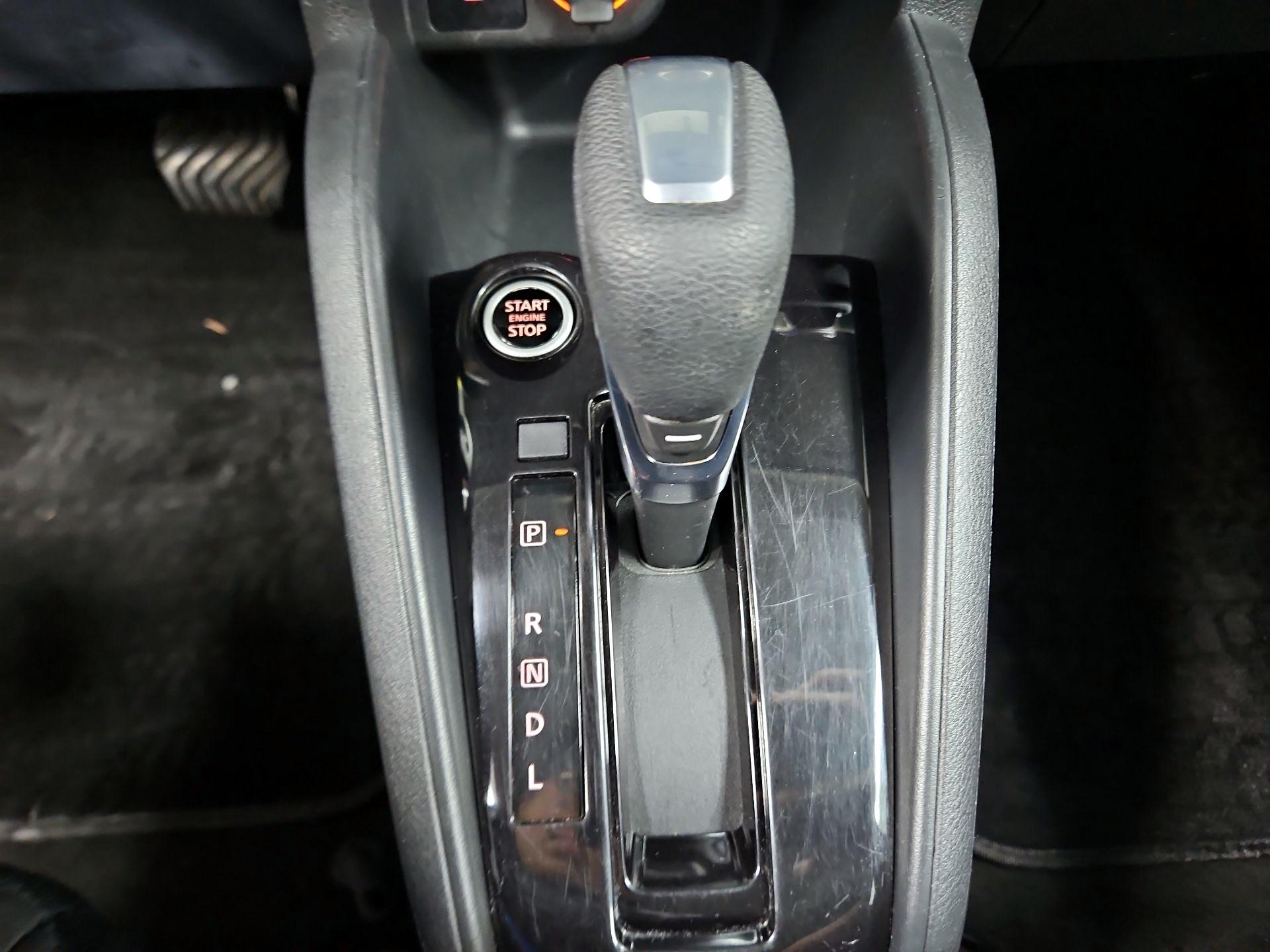 Thumbnail: 2022 Nissan Kicks - 17