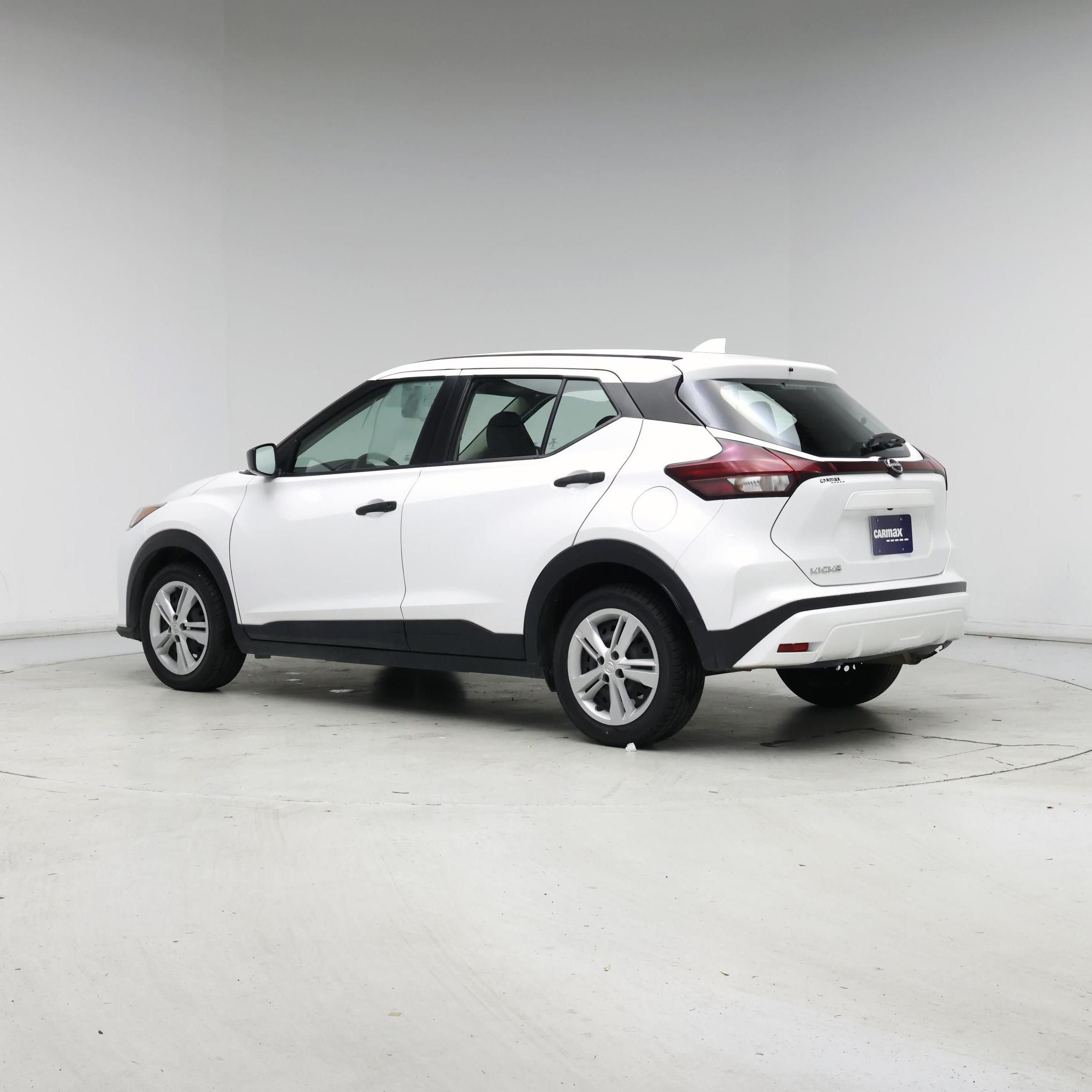 Thumbnail: 2022 Nissan Kicks - 2