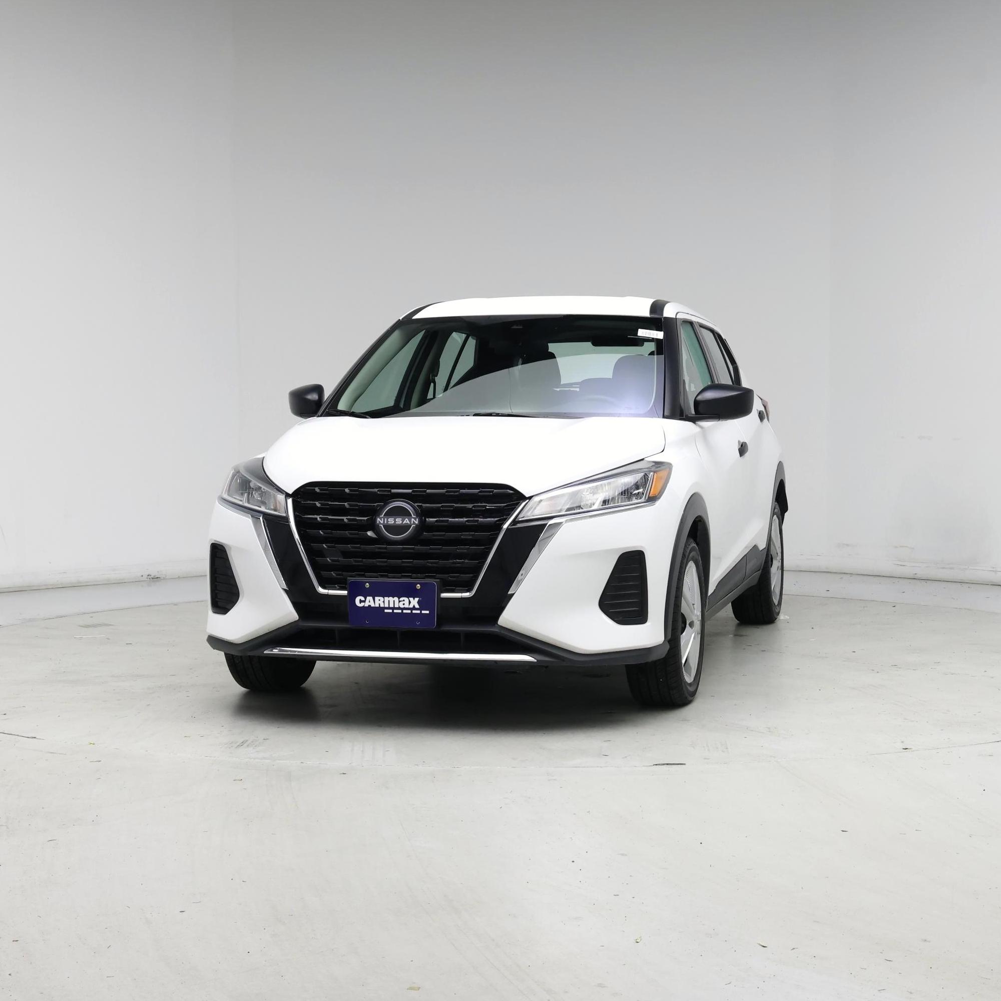 Thumbnail: 2022 Nissan Kicks - 4