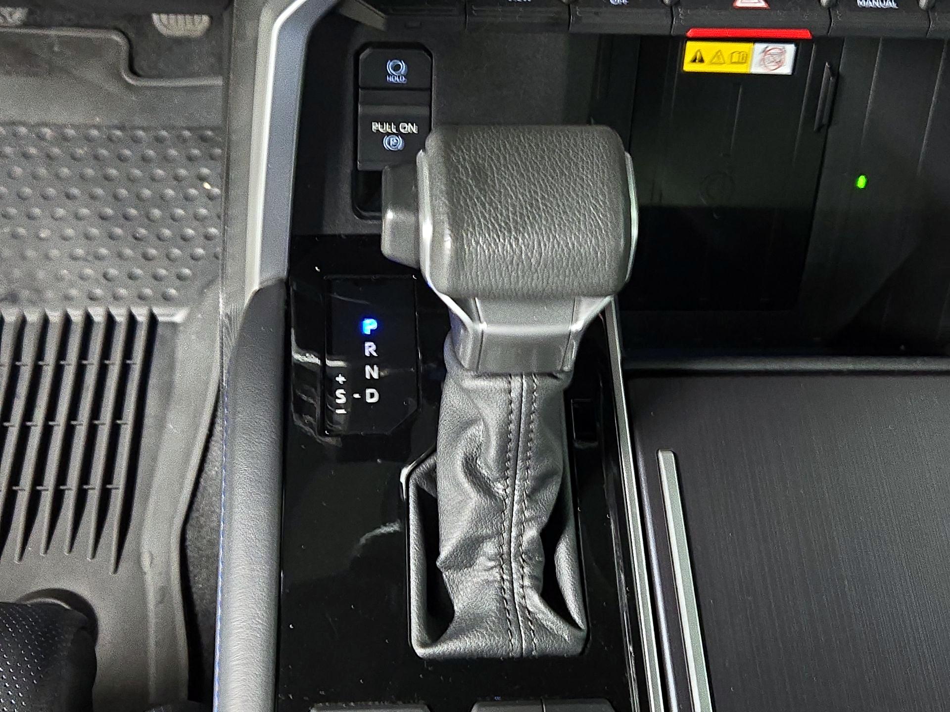 Thumbnail: 2022 Toyota Tundra - 17