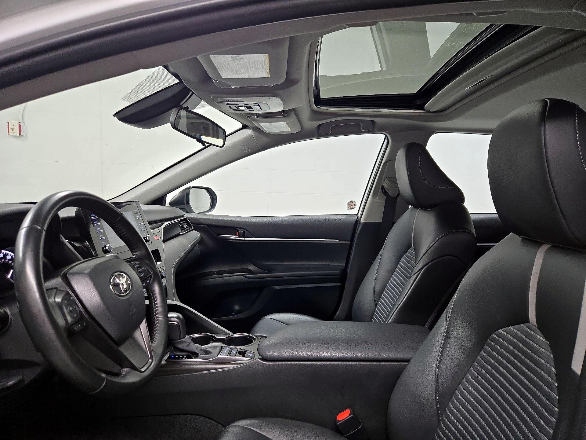 Thumbnail: 2023 Toyota Camry - 19