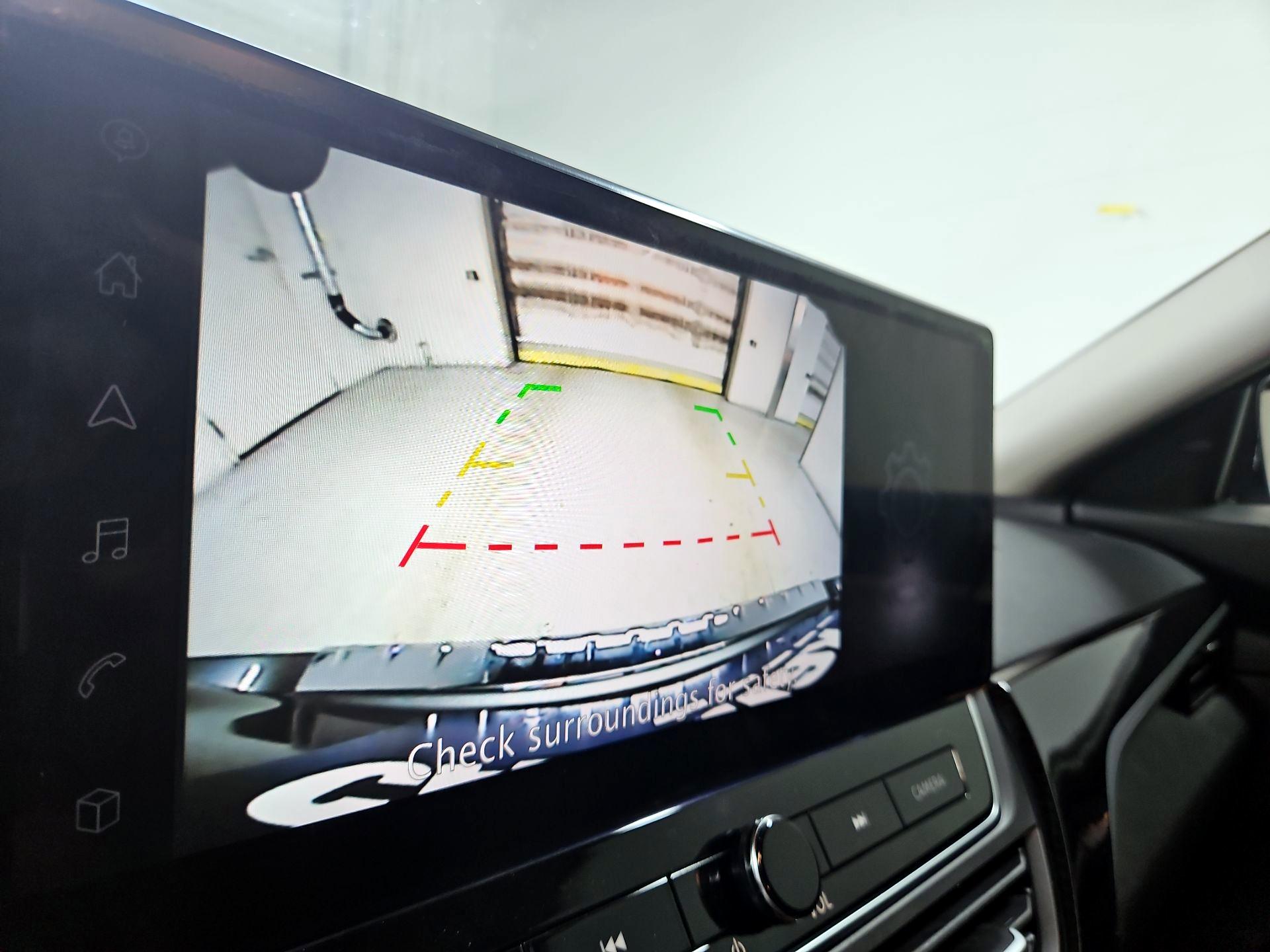 Thumbnail: 2023 Nissan Altima - 15