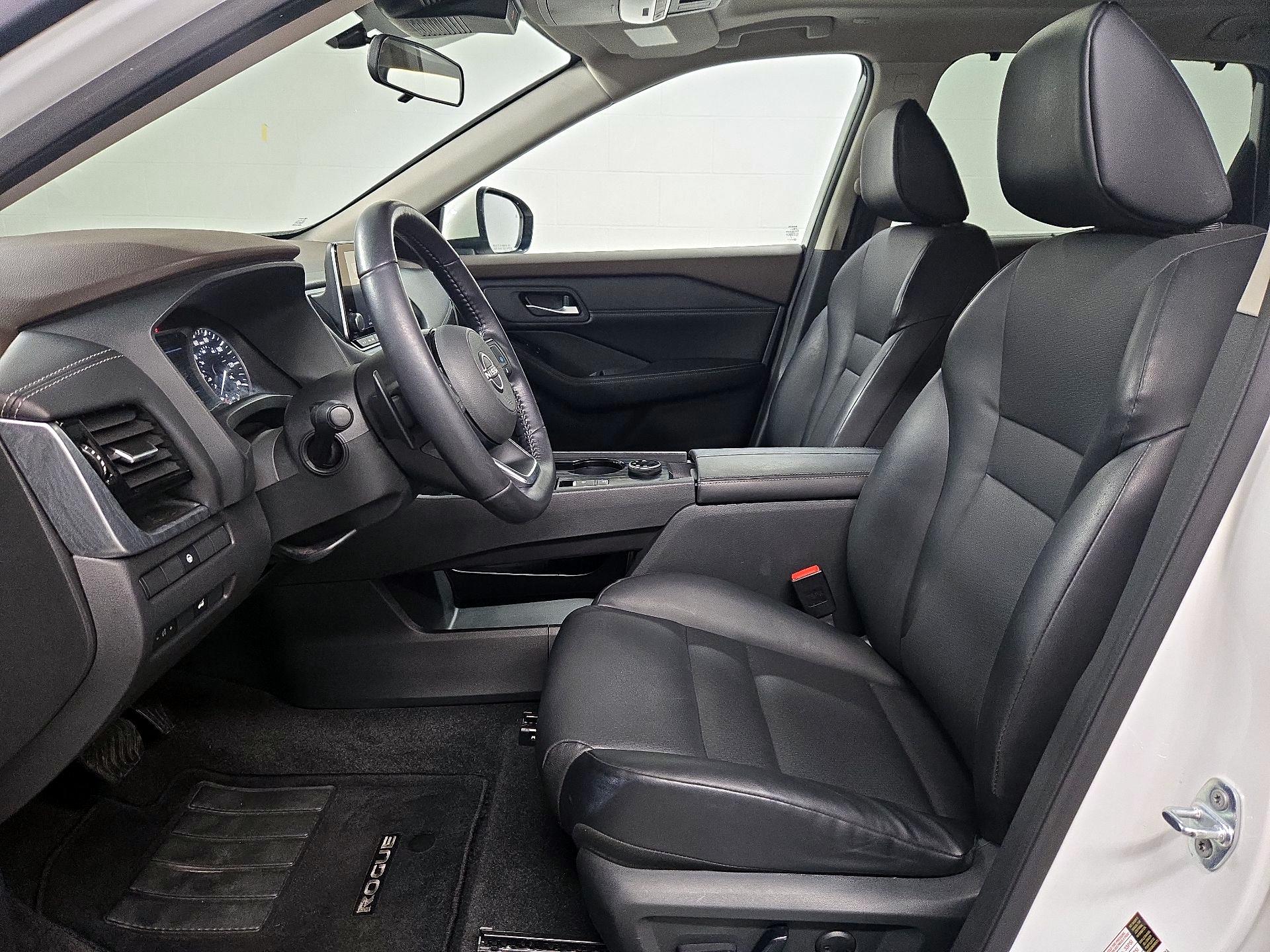 Thumbnail: 2022 Nissan Rogue - 11