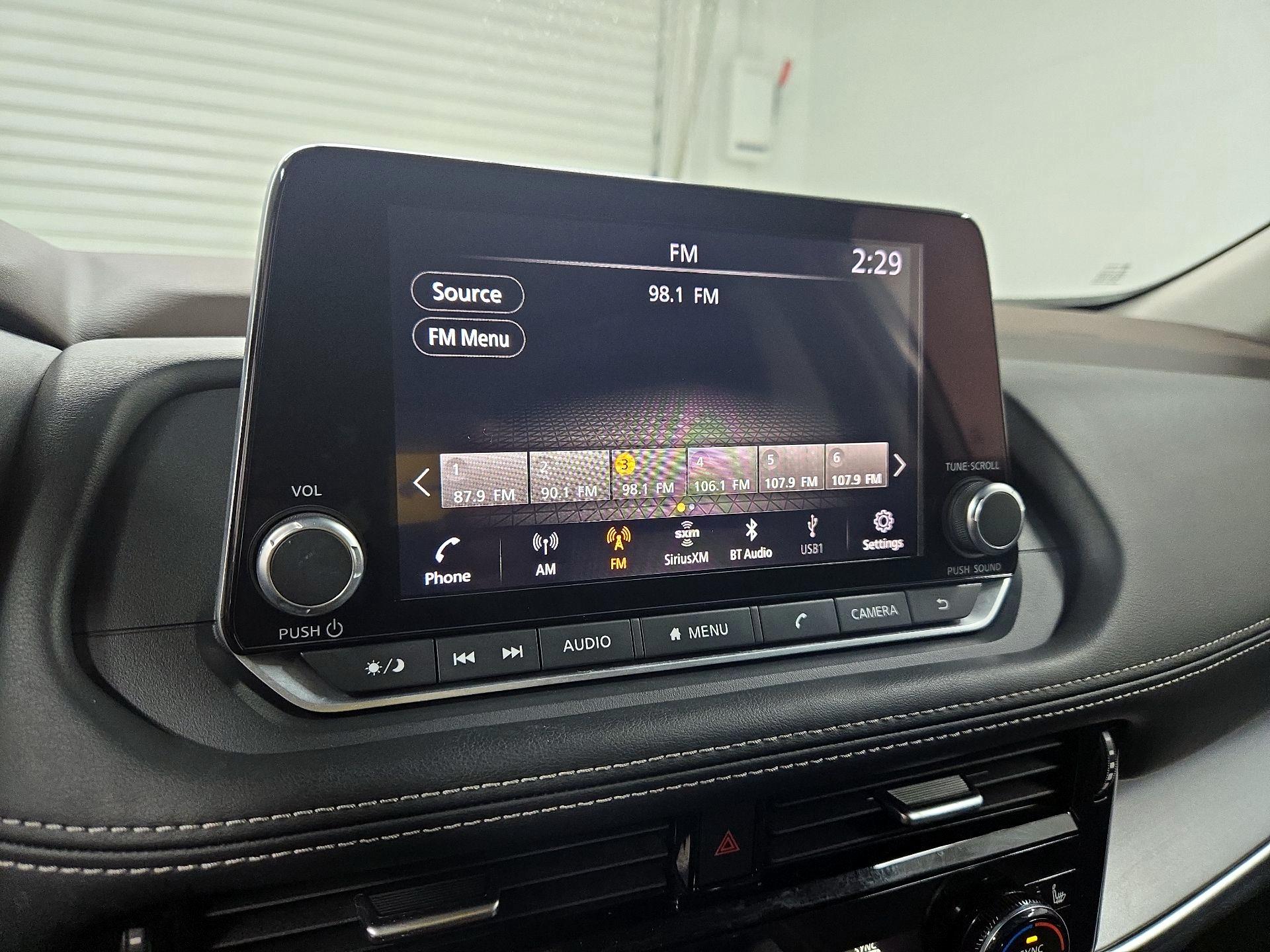 Thumbnail: 2022 Nissan Rogue - 15