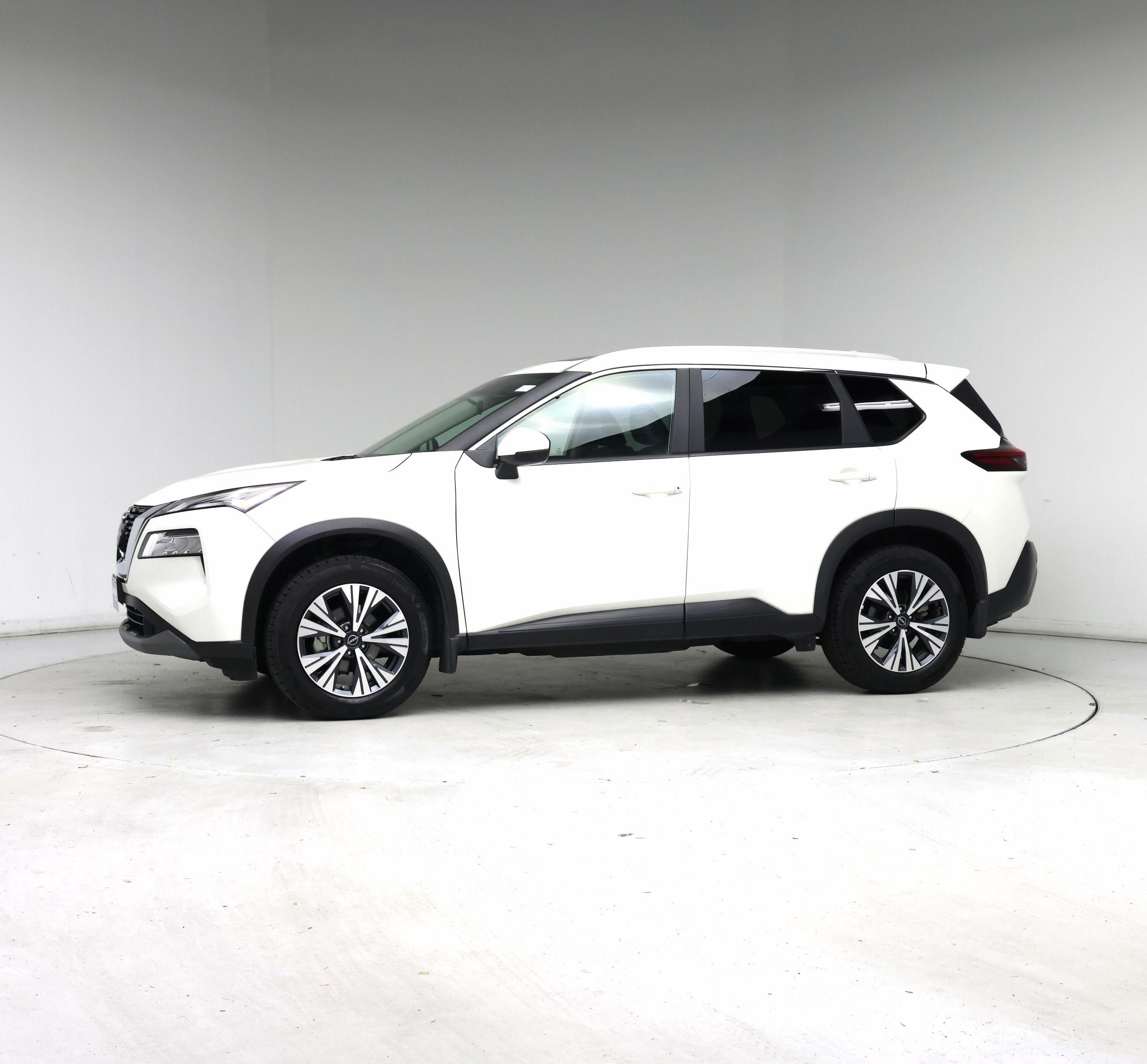 Thumbnail: 2022 Nissan Rogue - 3