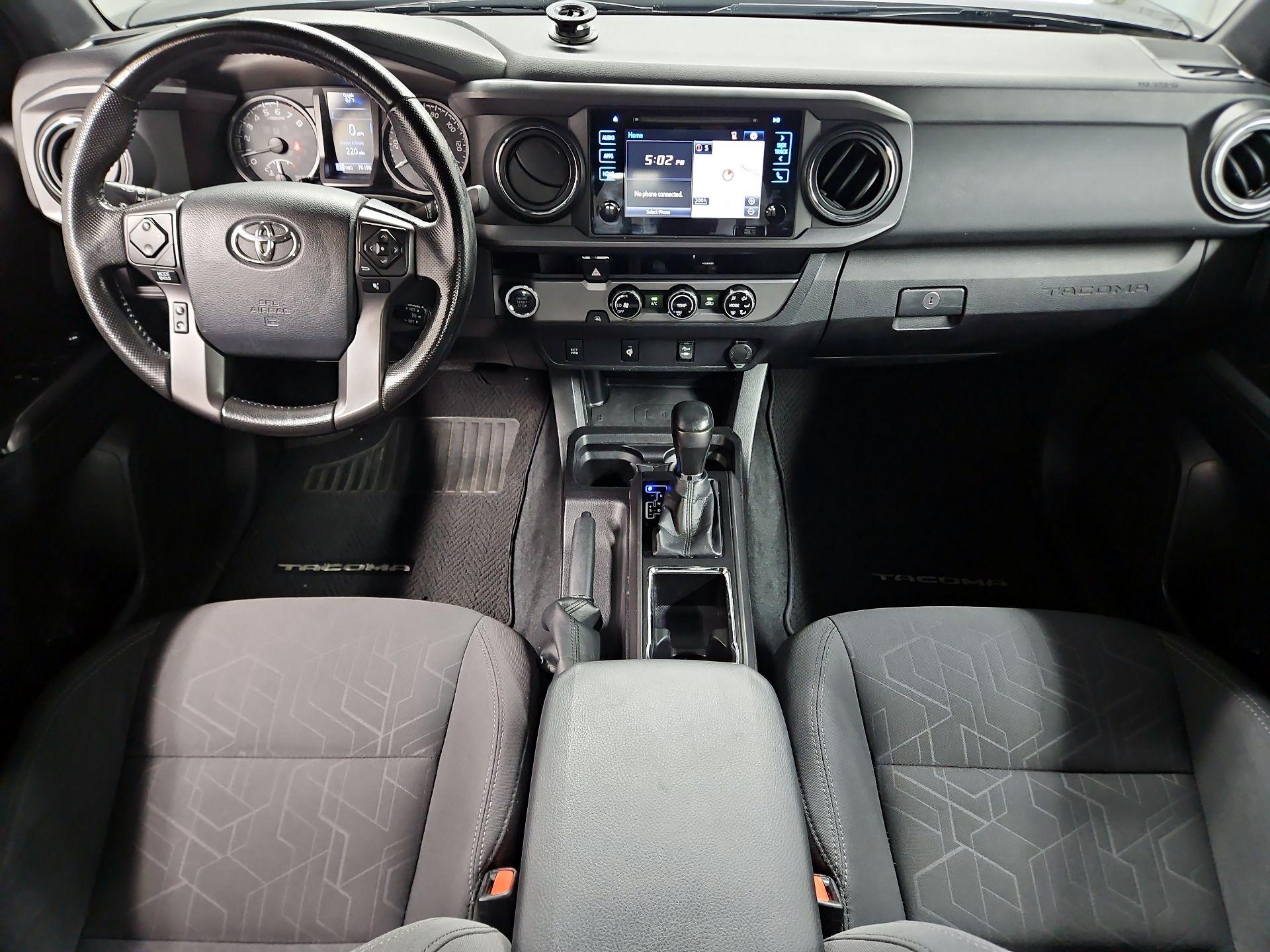 Thumbnail: 2016 Toyota Tacoma - 9