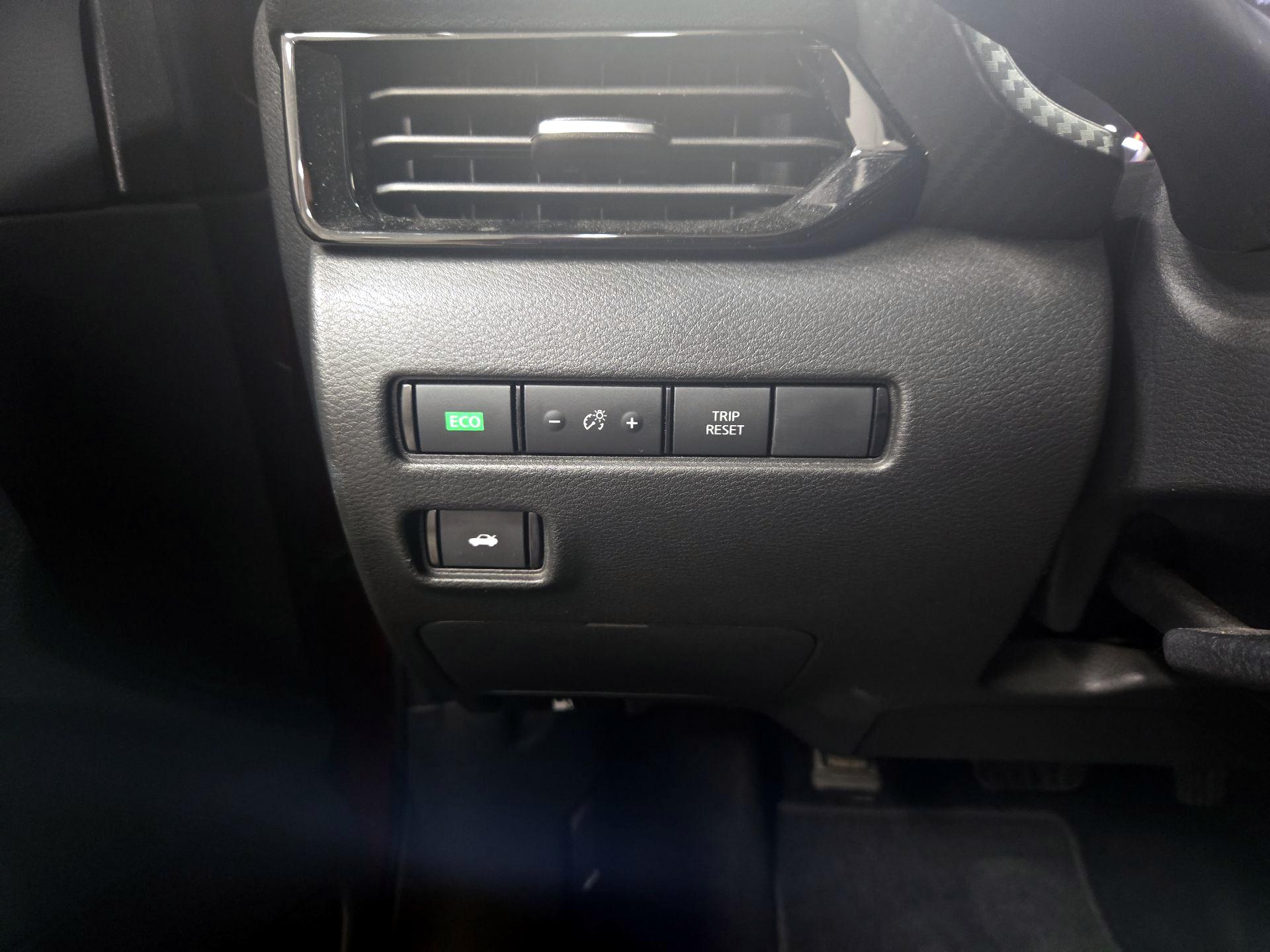 Thumbnail: 2023 Nissan Sentra - 13