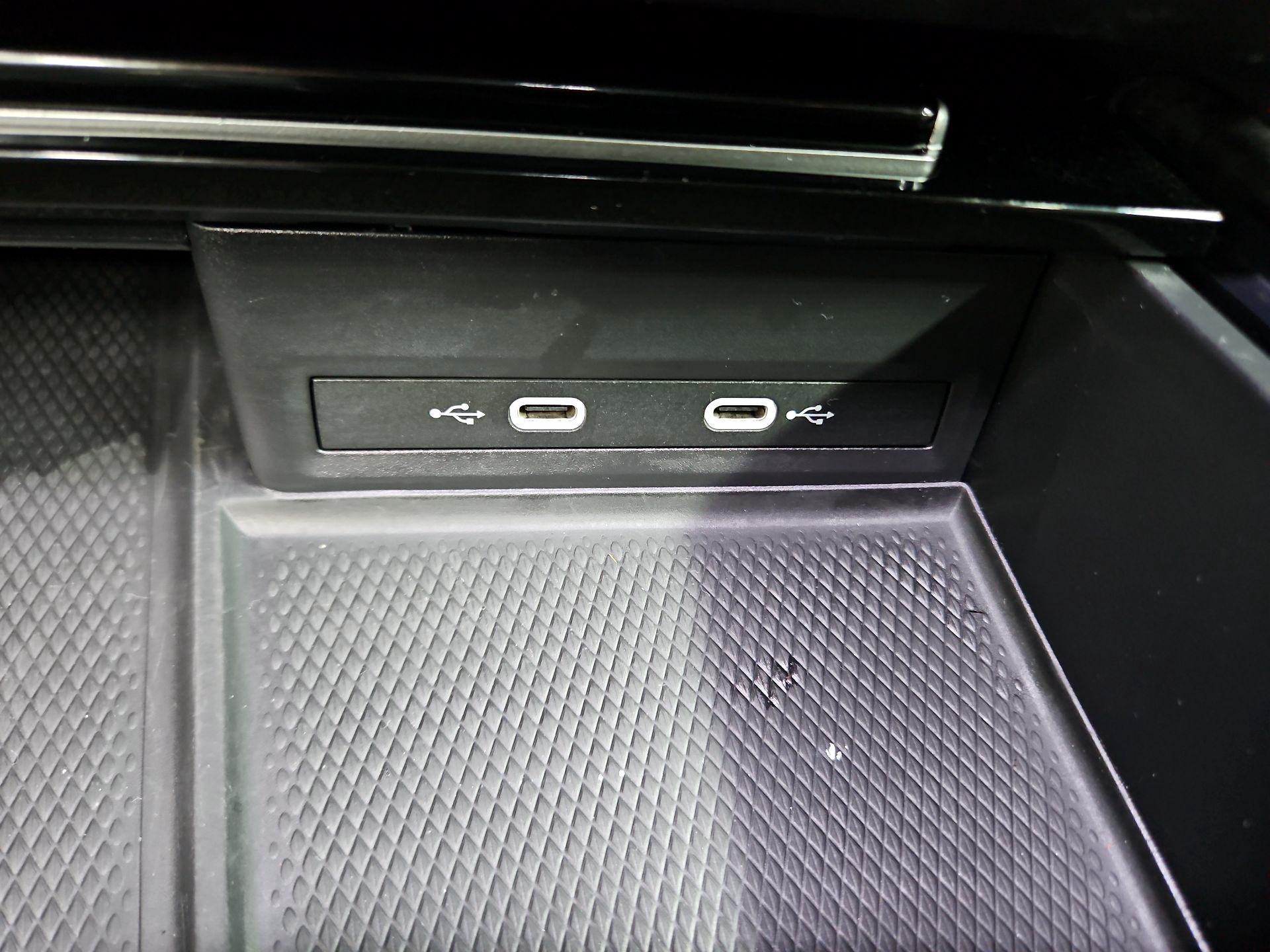 Thumbnail: 2024 Volkswagen Atlas - 18