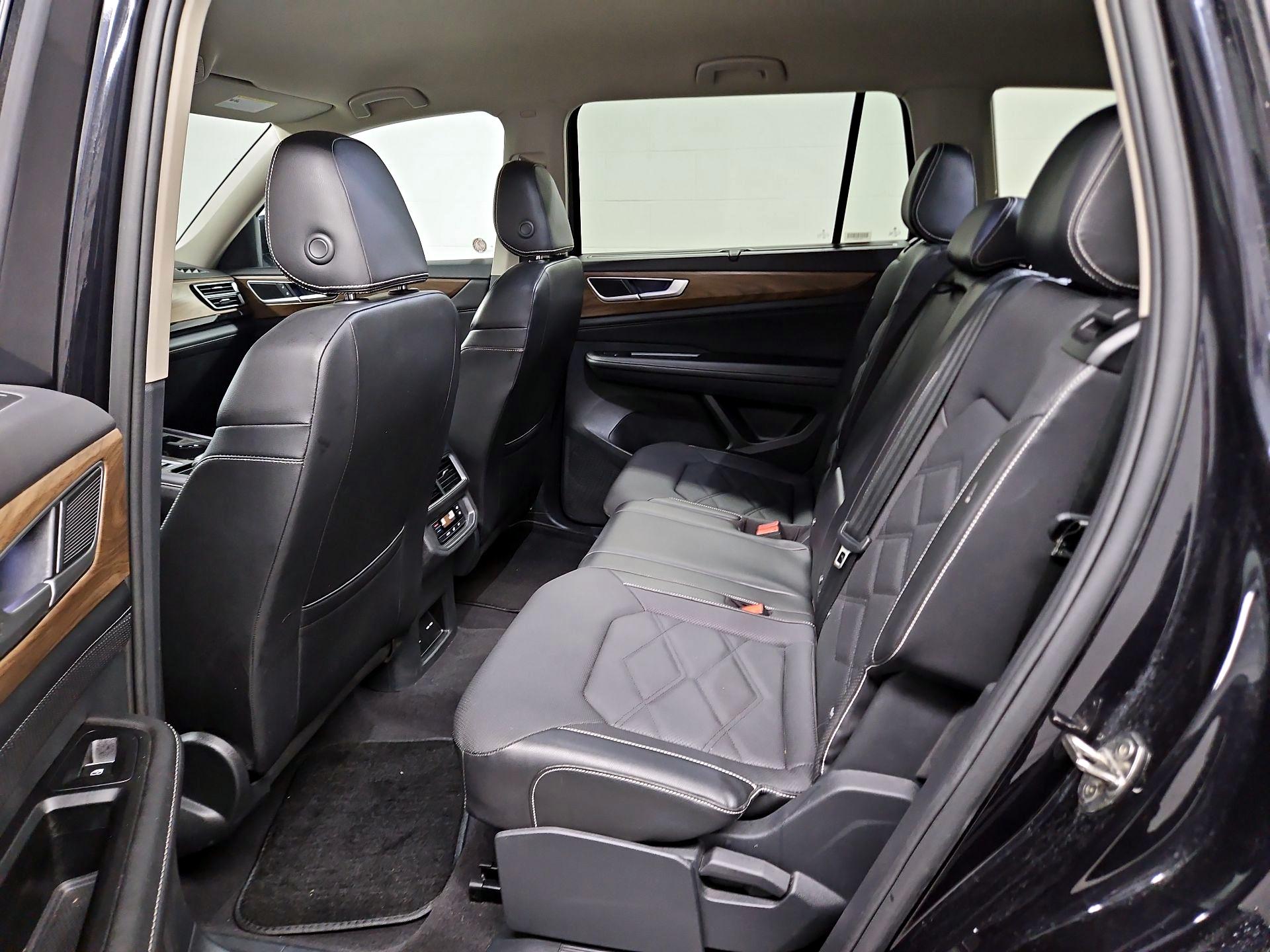 Thumbnail: 2024 Volkswagen Atlas - 19